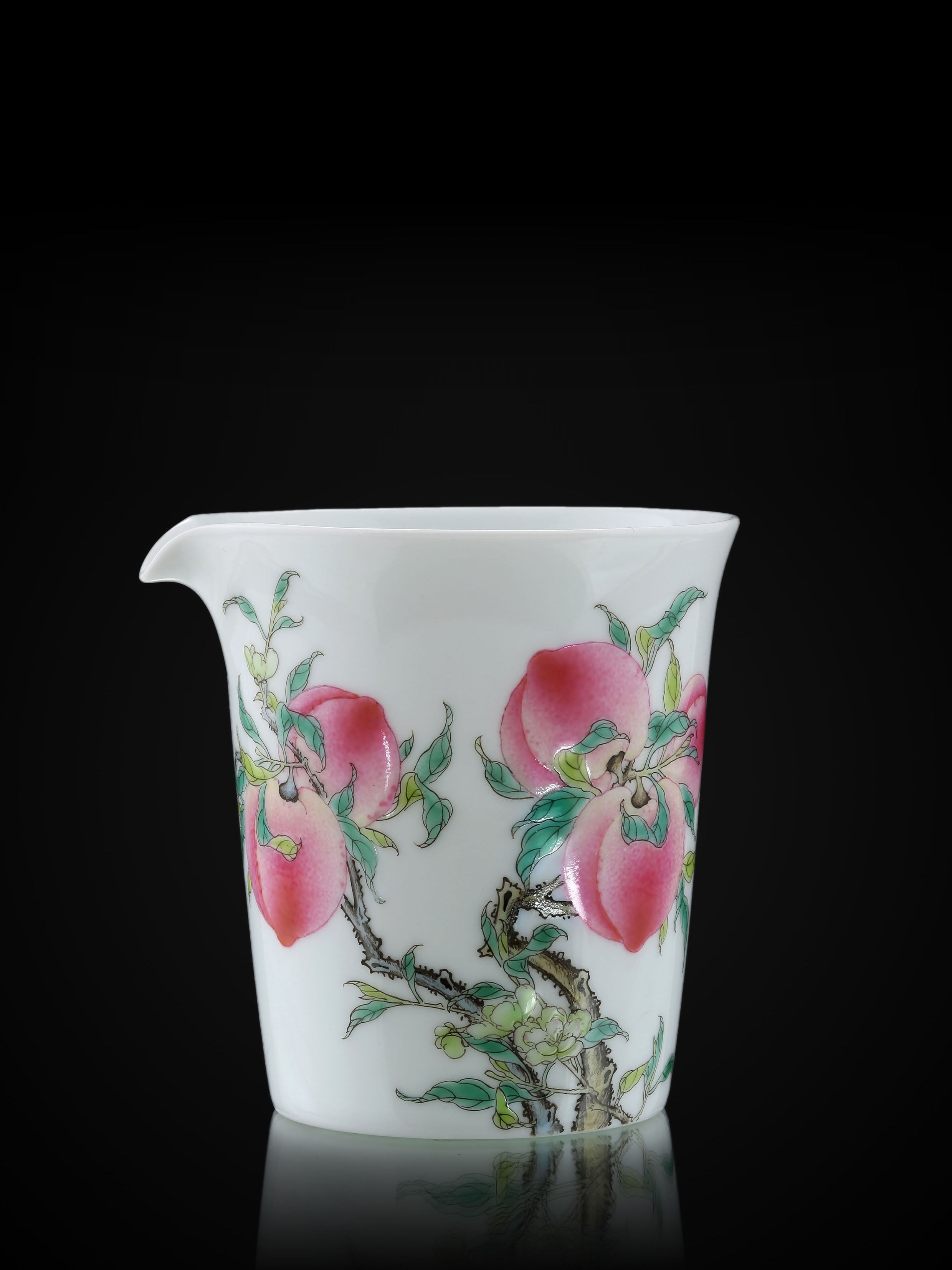 Famille Rose Gold Flower Peach Tea Holder/Fair Cup/Chicken Heart Cup