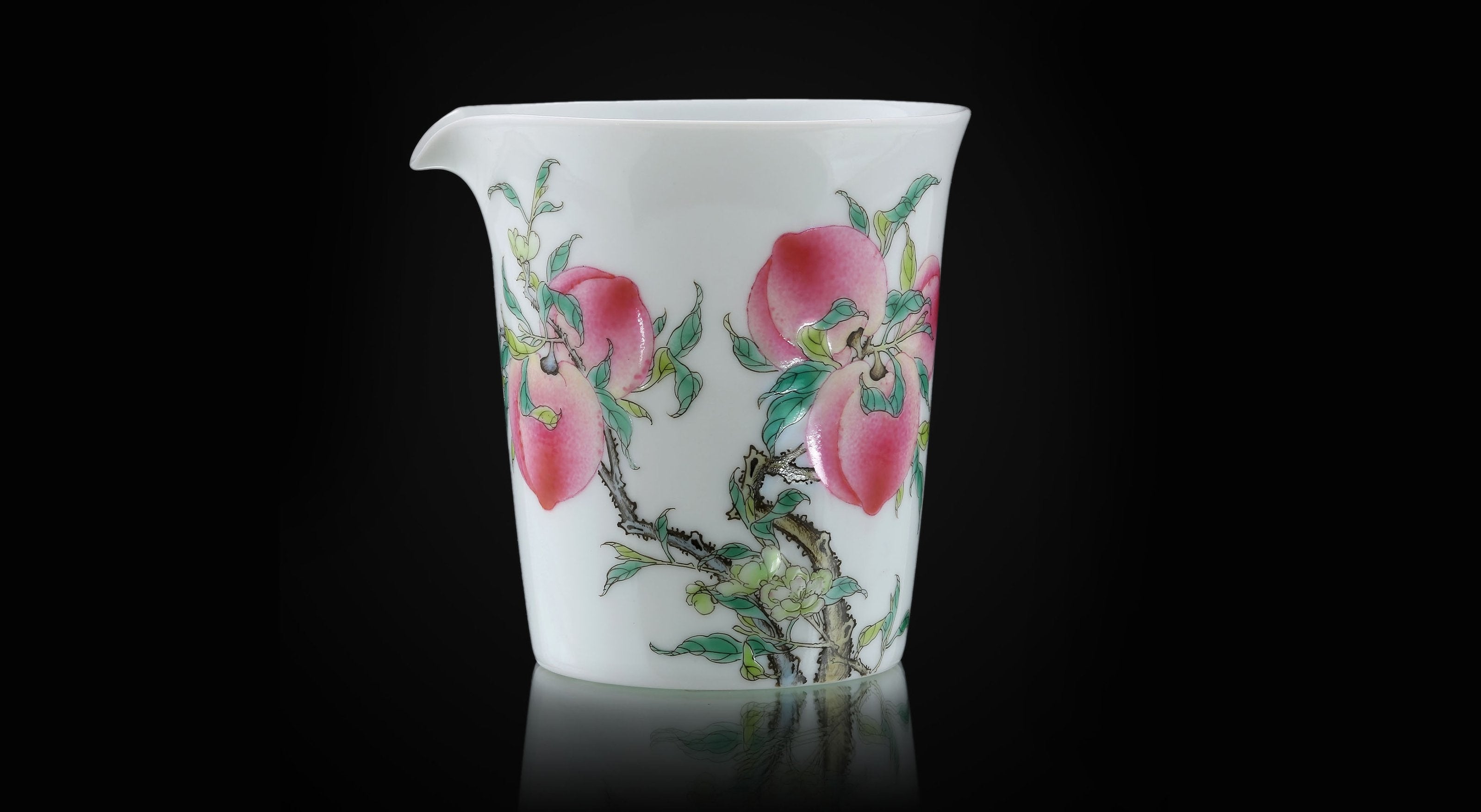 Famille Rose Gold Flower Peach Tea Holder/Fair Cup/Chicken Heart Cup