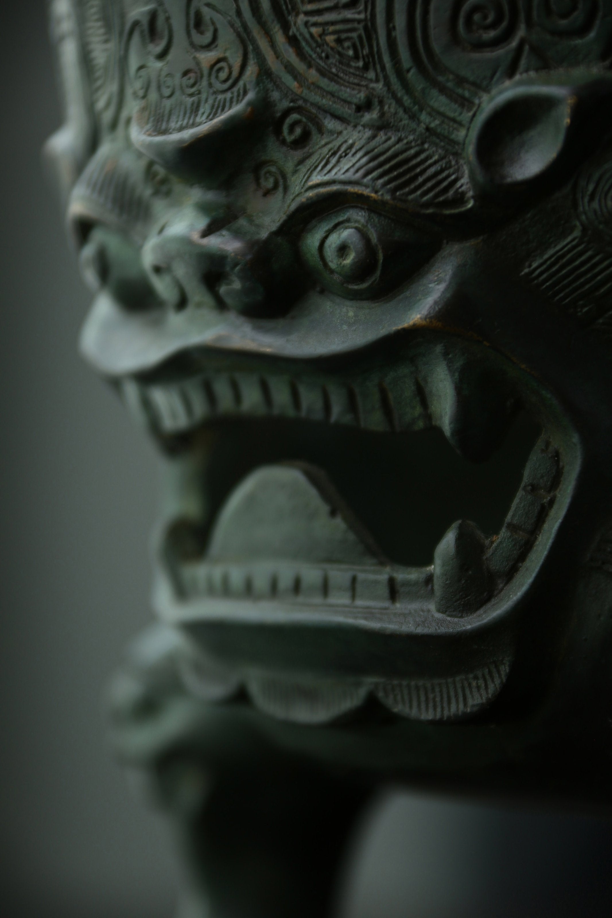 Replica of Western Zhou bronze animal head tea incense burner