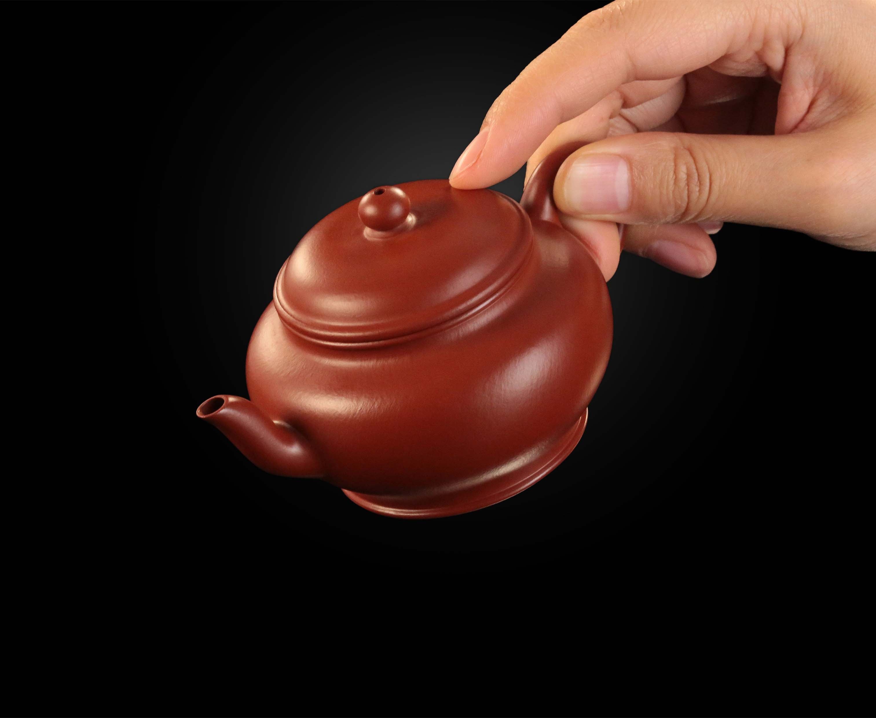 Qin Xun Gongju Teapot, a masterpiece of Zhu Ni clay