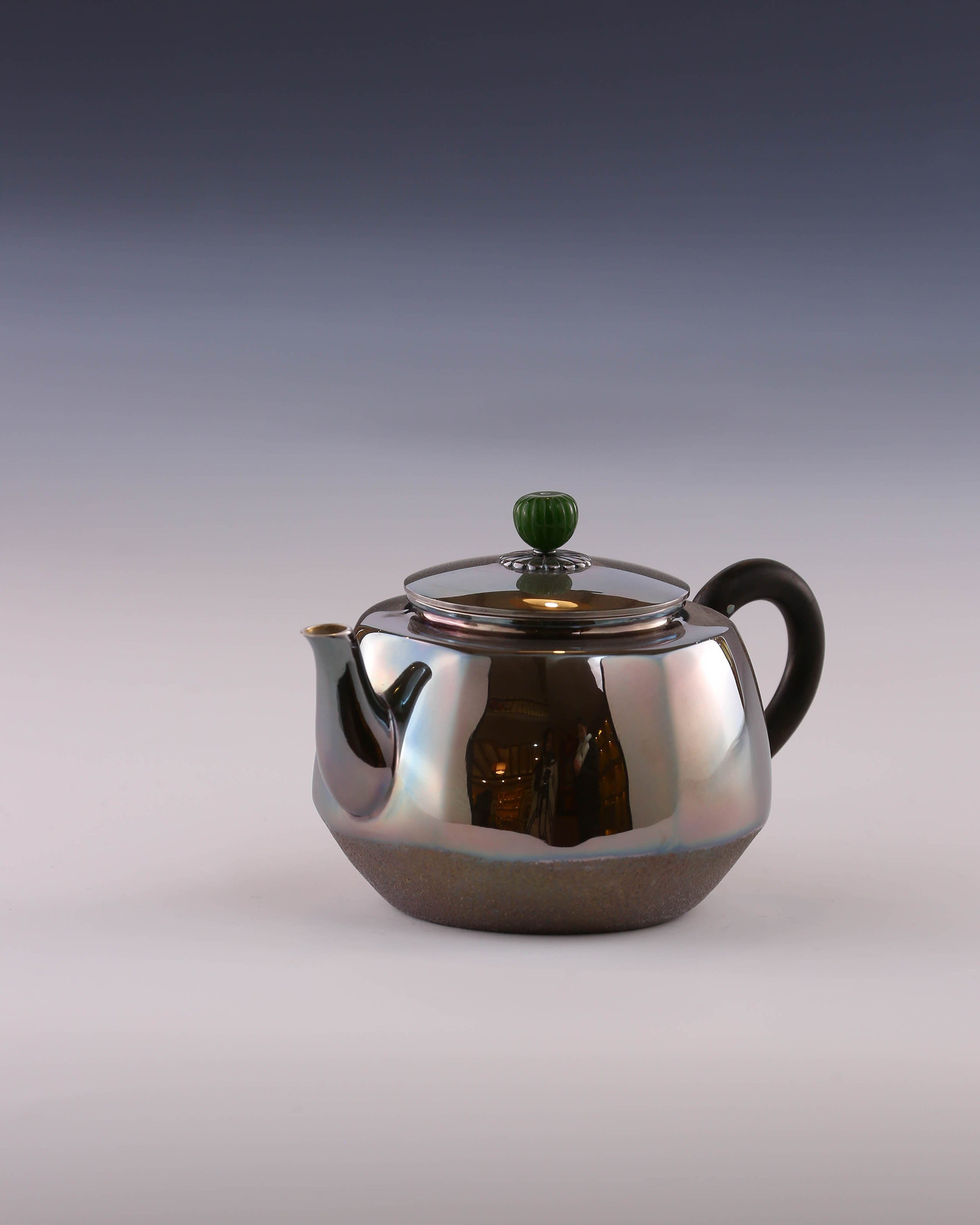 Smooth Jade-Knob Sterling Silver Teapot