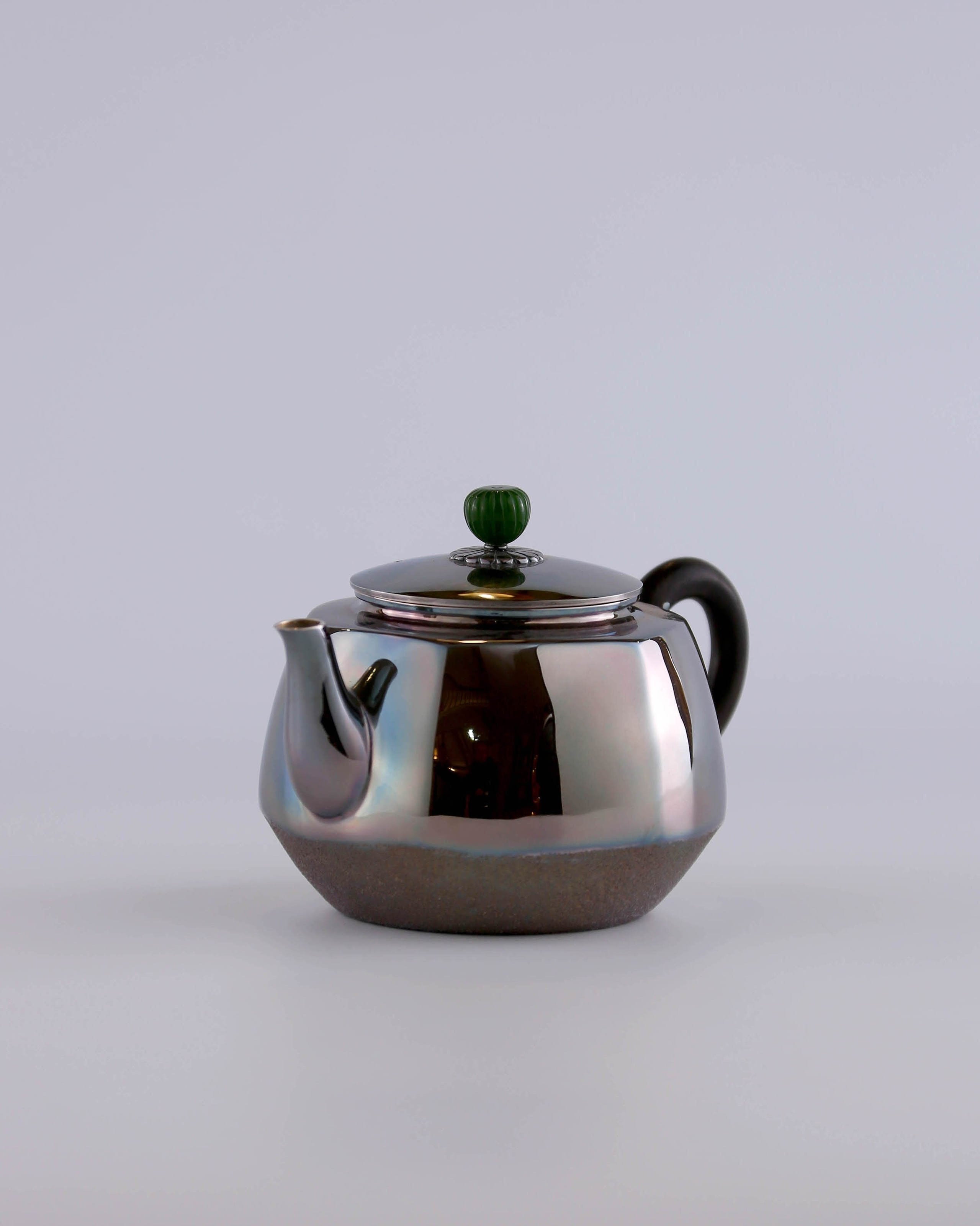 Smooth Jade-Knob Sterling Silver Teapot