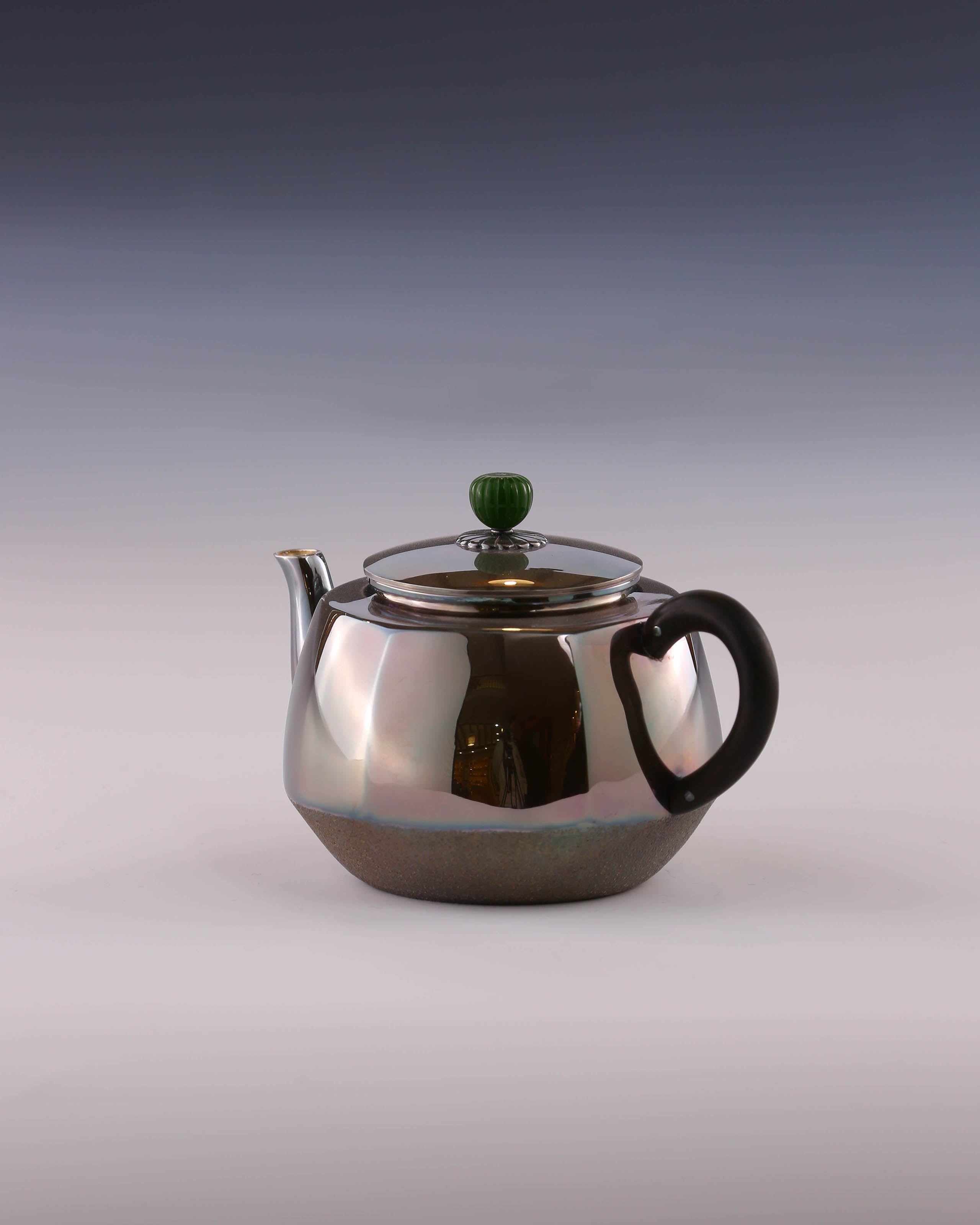 Smooth Jade-Knob Sterling Silver Teapot