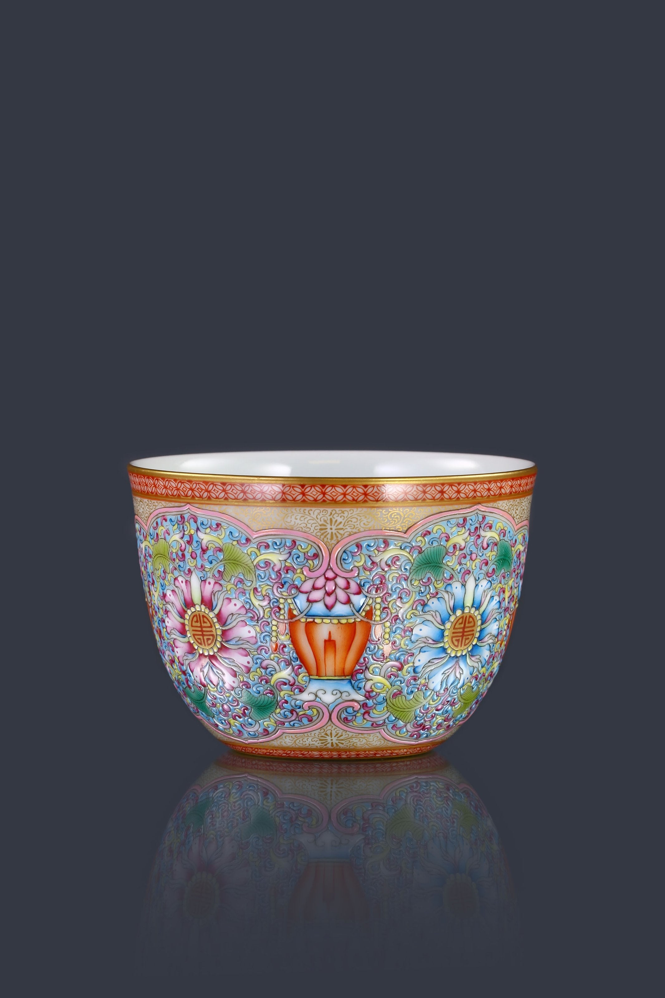 Dayazhai Guyuexuan Longevity Lantern Jar Cup