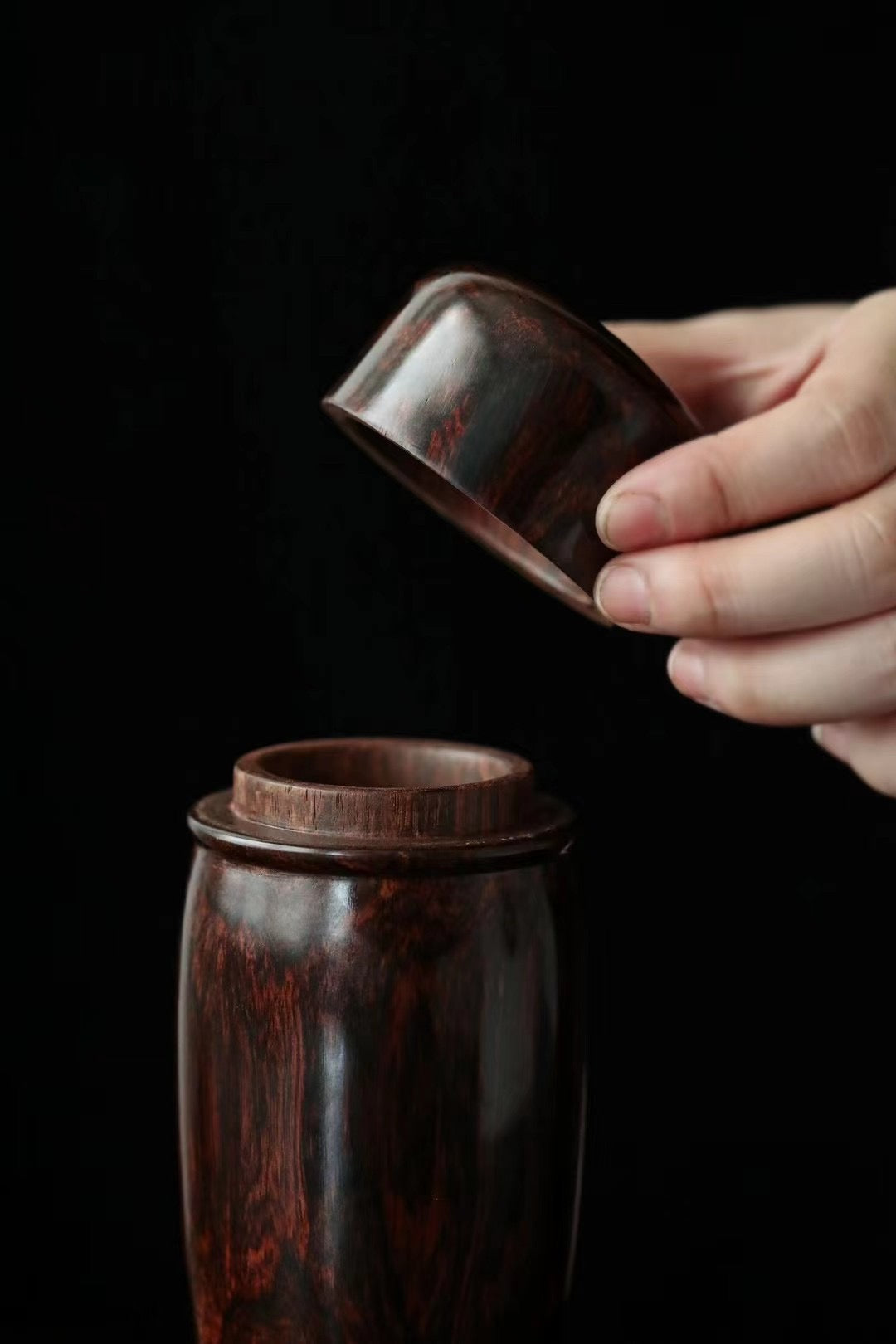 Hainan rosewood tea canister