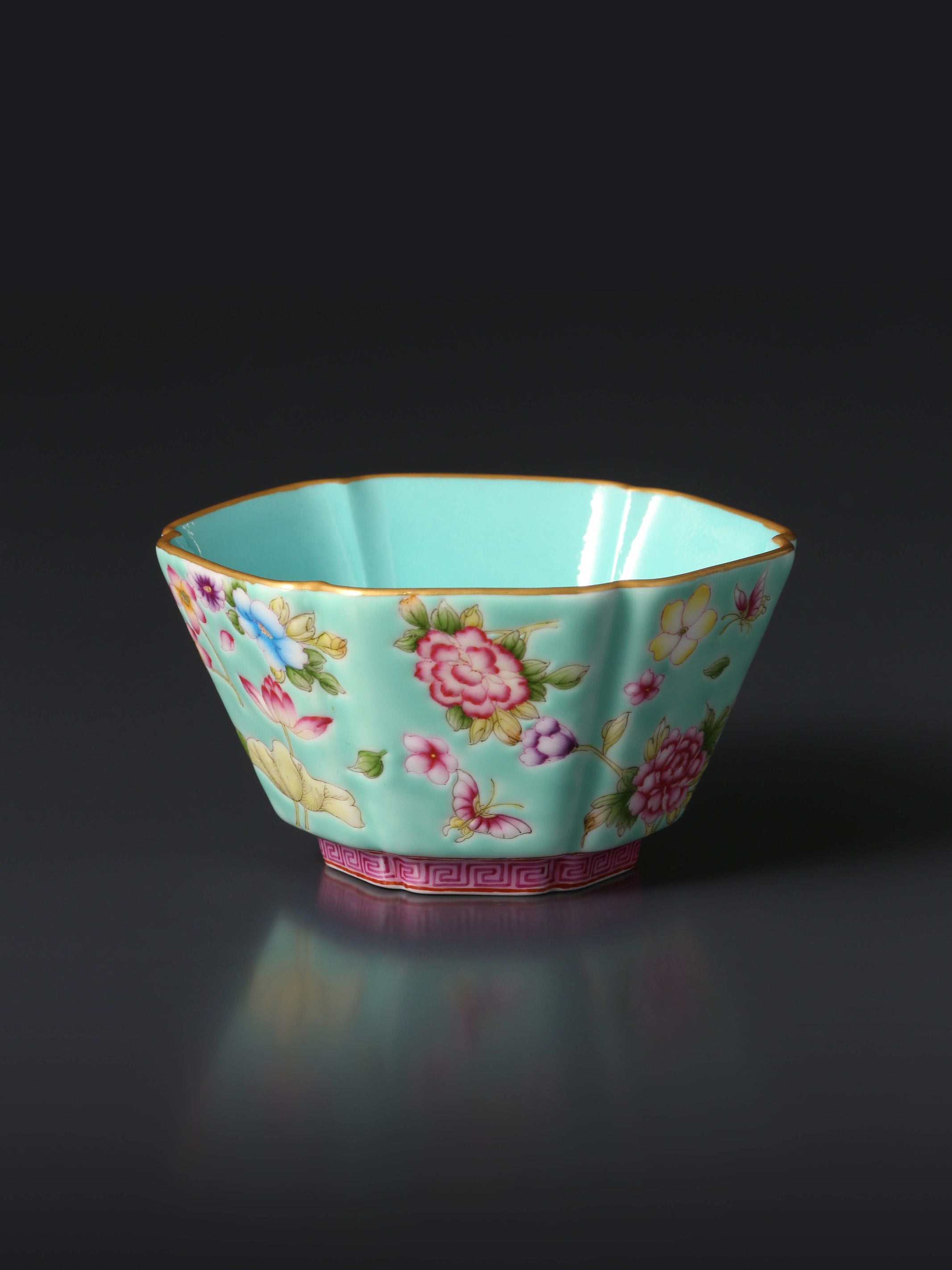 Dayazhai Flower and Butterfly Six-Sided Cup