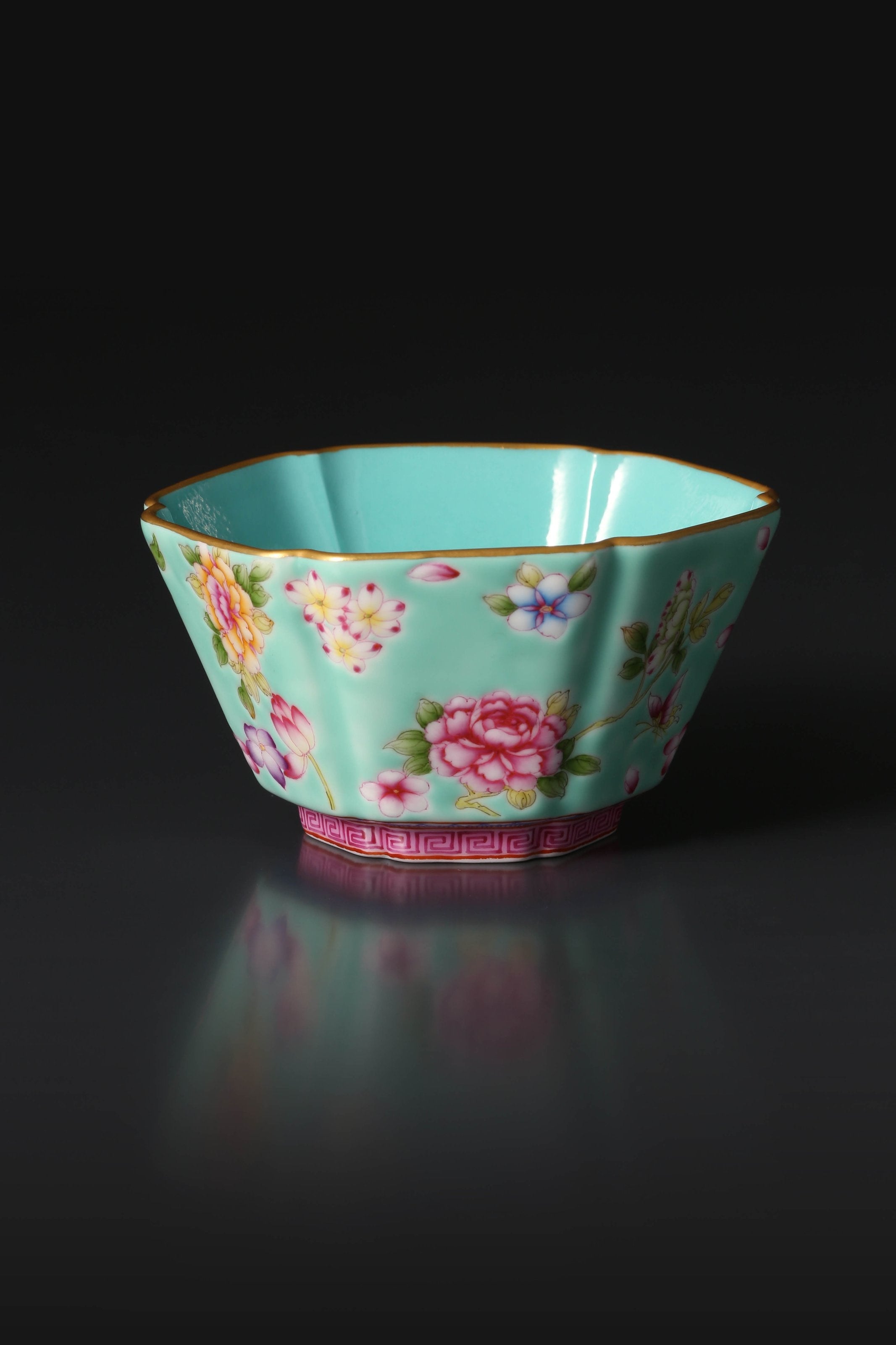 Dayazhai Flower and Butterfly Six-Sided Cup