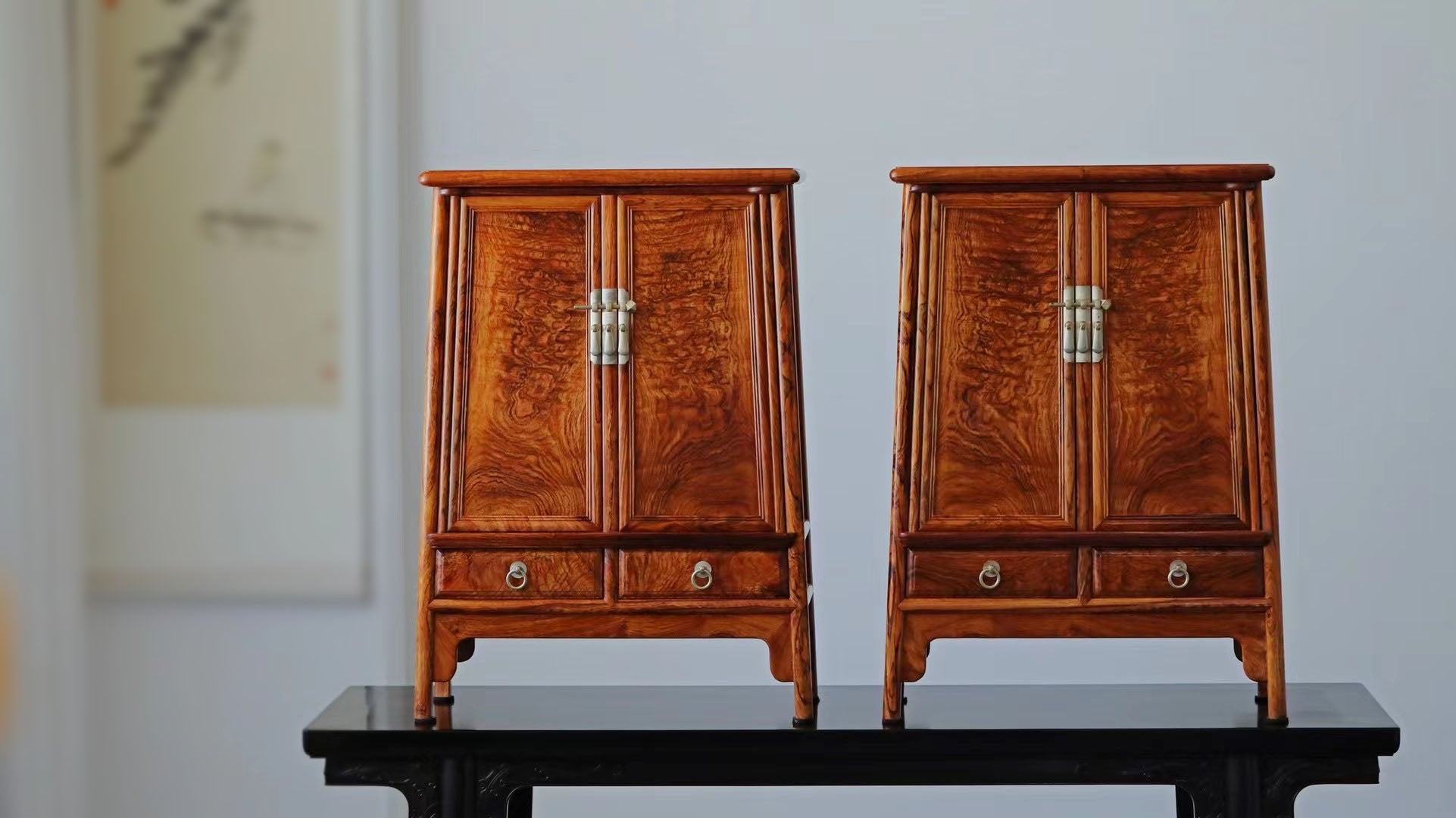 Huanghuali round-cornered tea sideboard