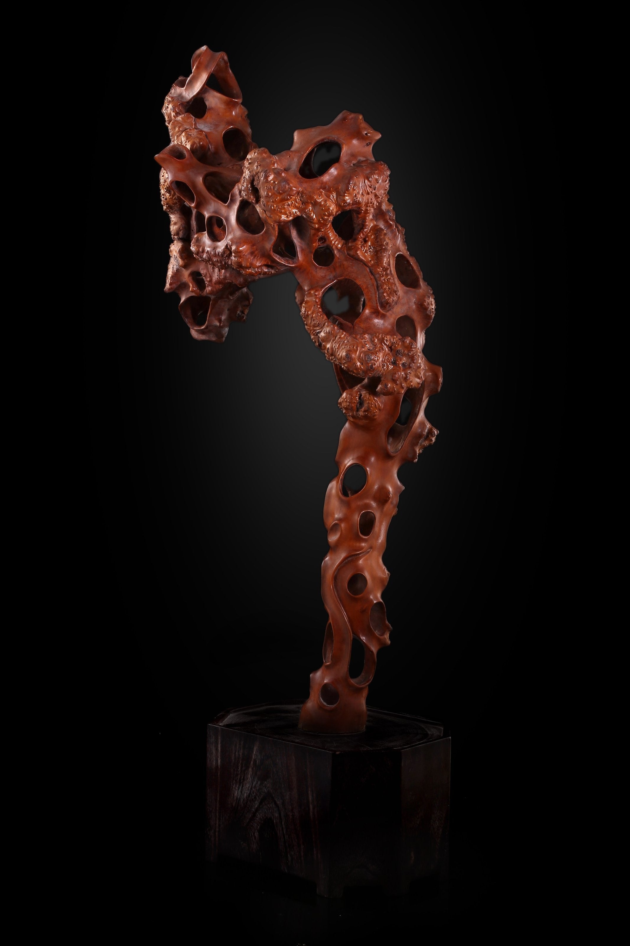 Boxwood Carved Peak Mountain