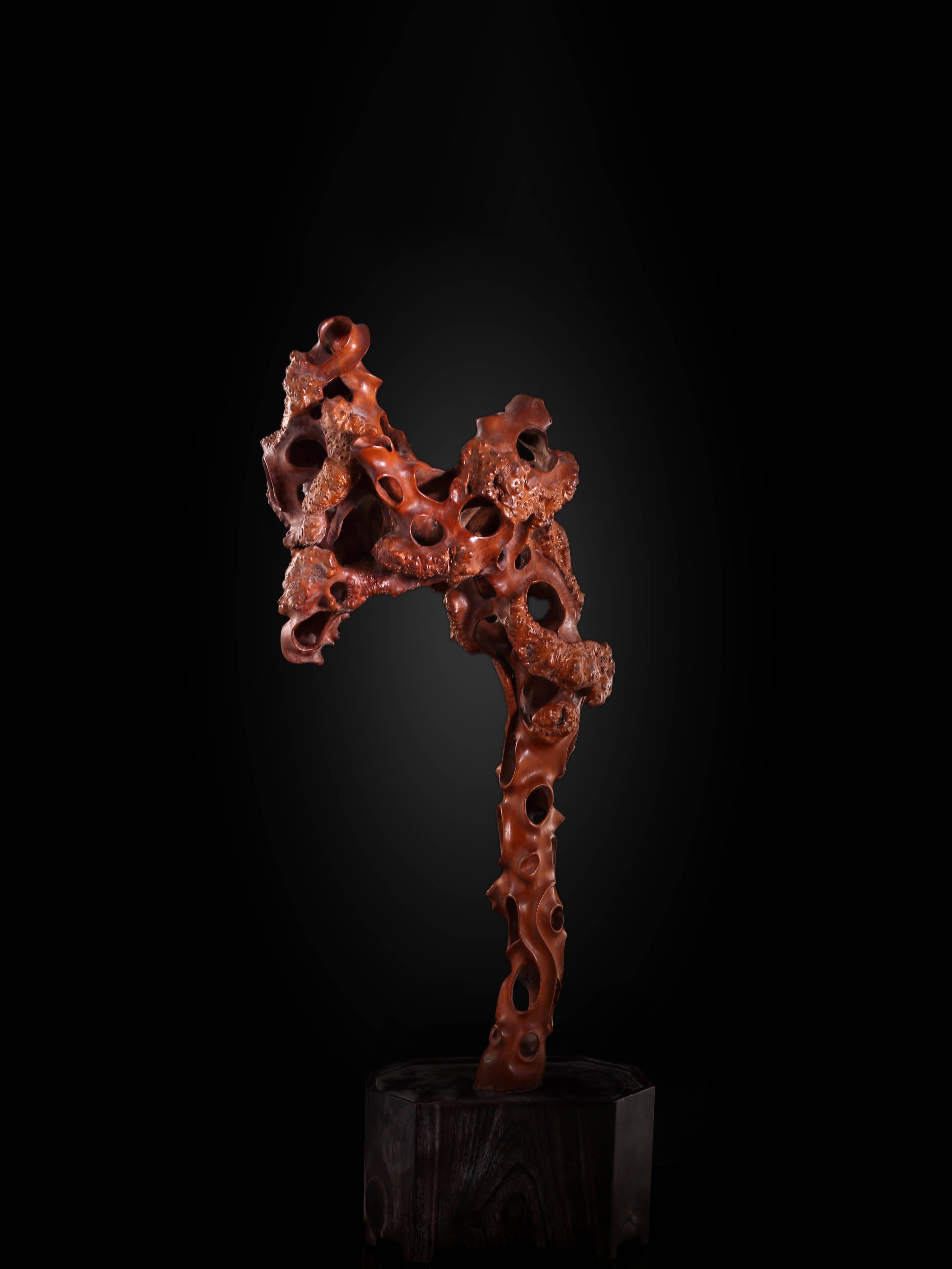 Boxwood Carved Peak Mountain