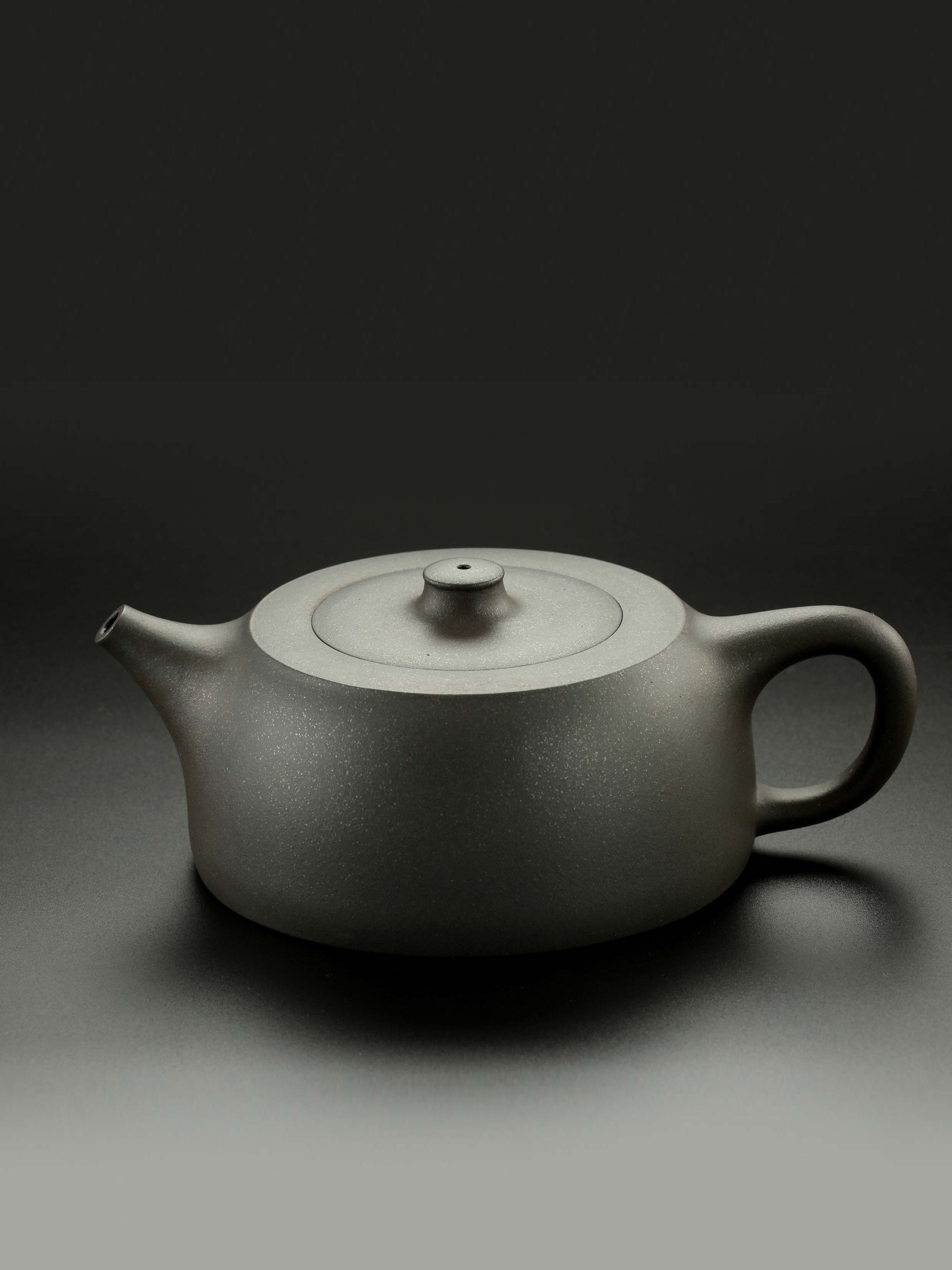 Restoration of the well-shaped teapot