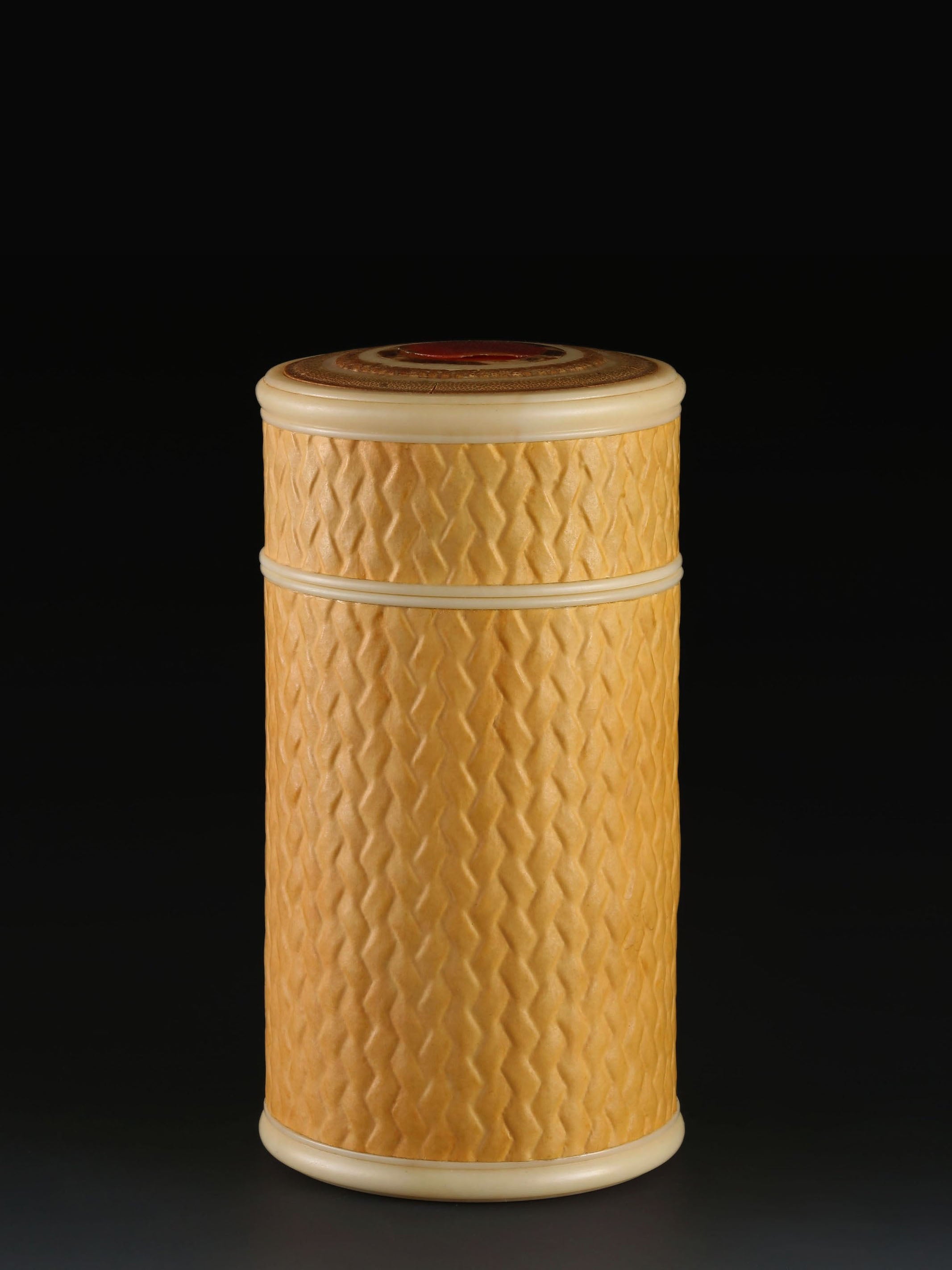 Gourd woven pattern tea canister