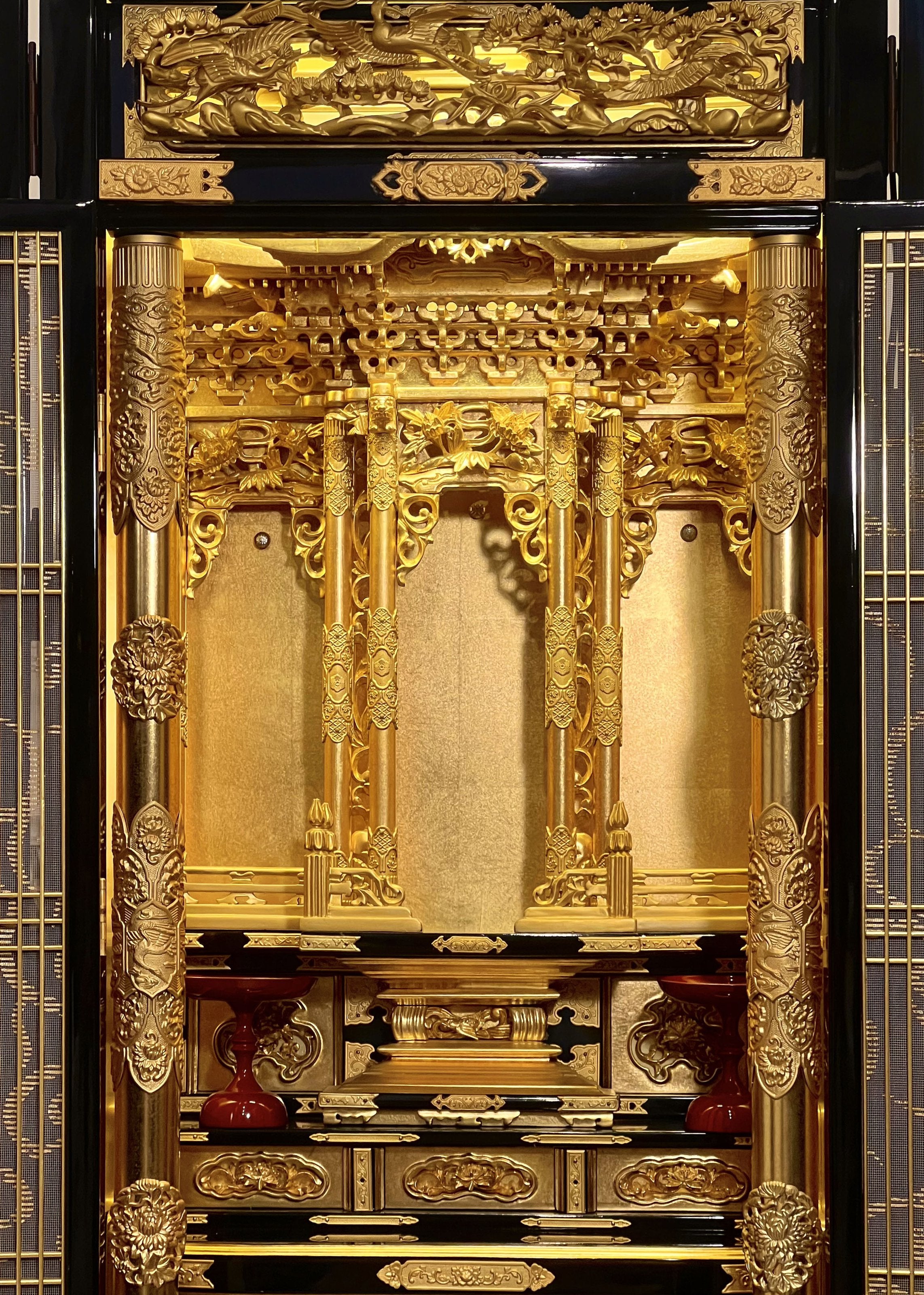 Lacquered and gold-carved crane and flower balustrade Buddhist niche