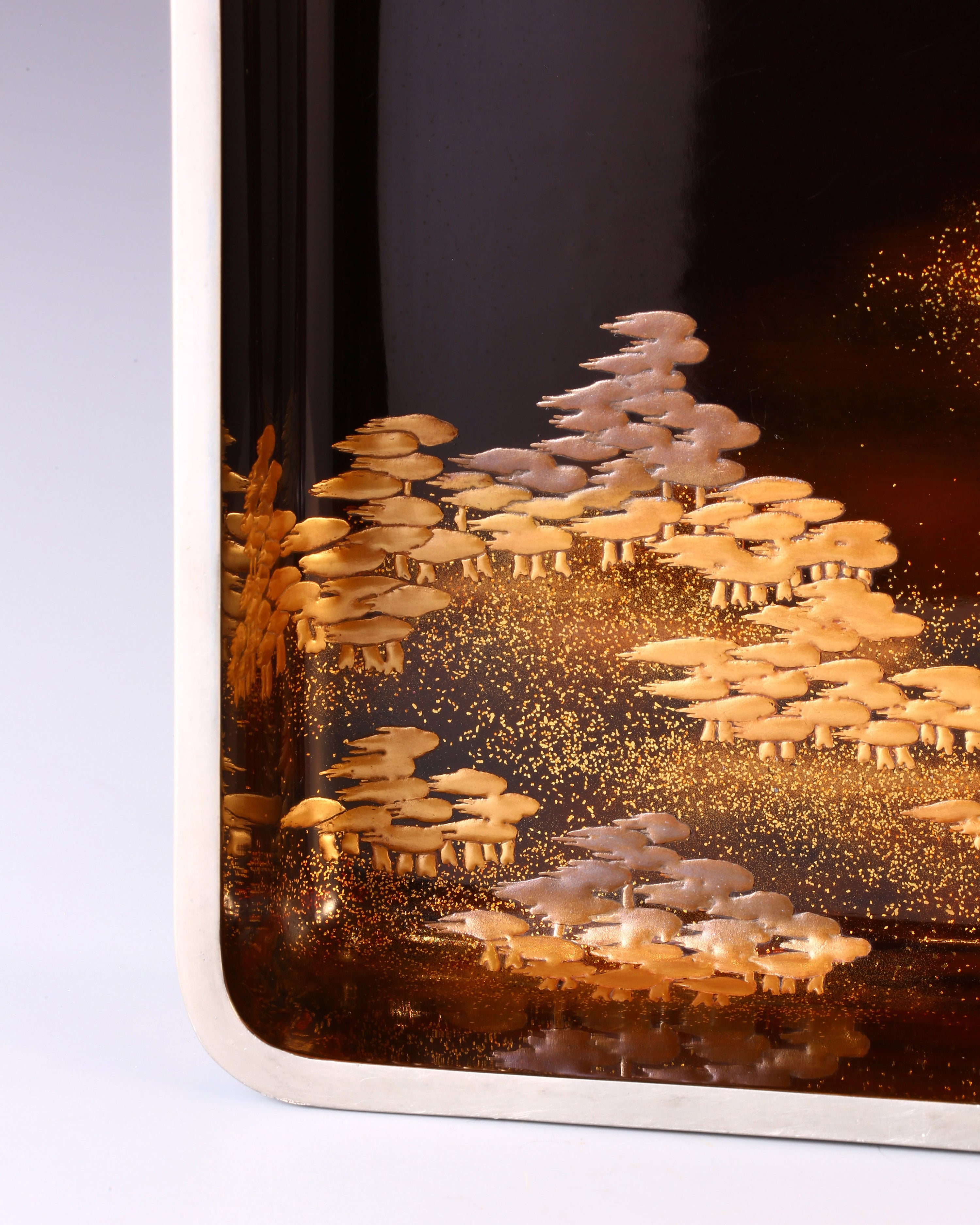 Kaga Maki-e Matsuyama Landscape Large Tea Tray