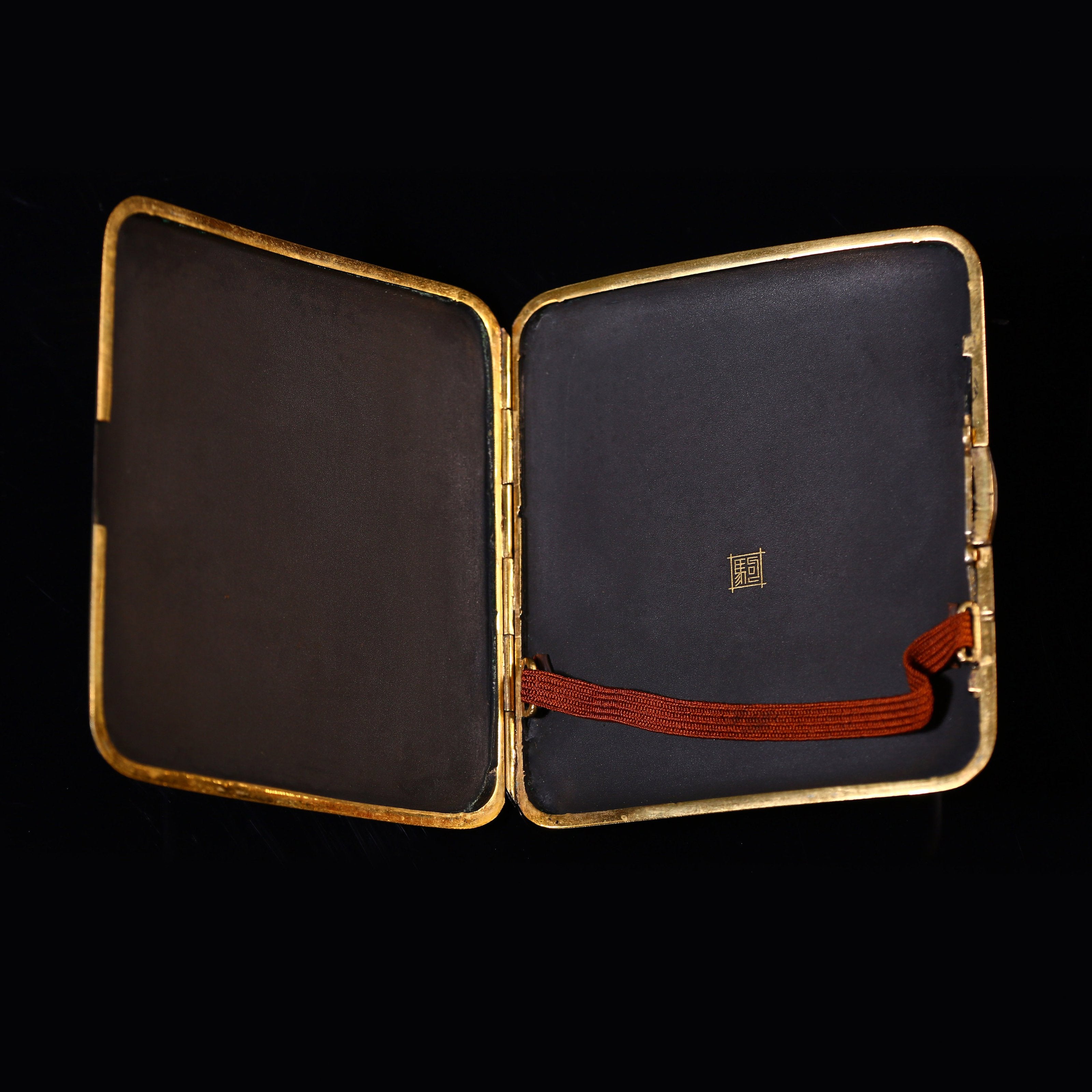 Komai Ironworks Inlaid Gold "River Boat Fire Shines Alone" Cigarette Box