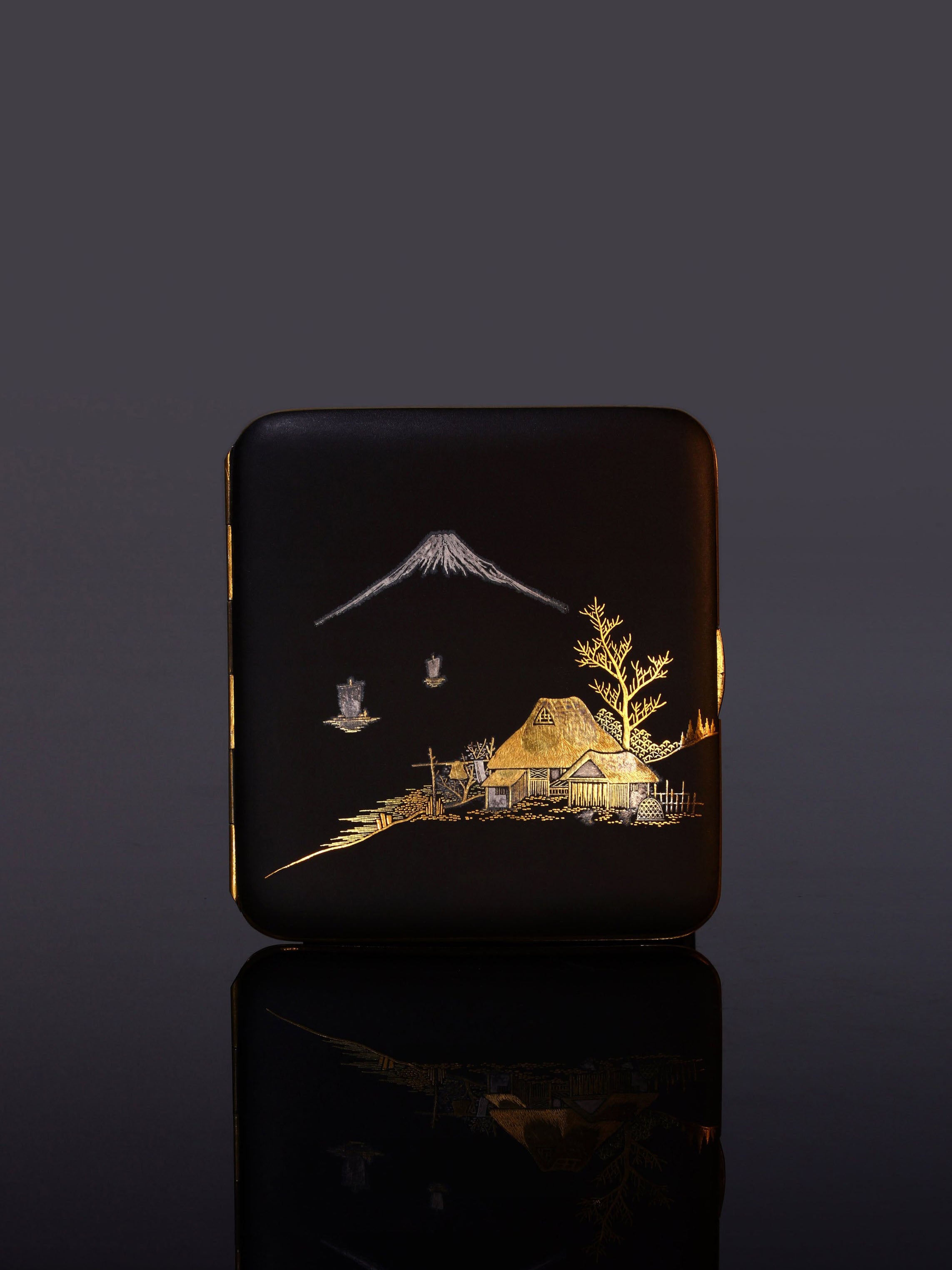Komai Ironworks Inlaid Gold "River Boat Fire Shines Alone" Cigarette Box