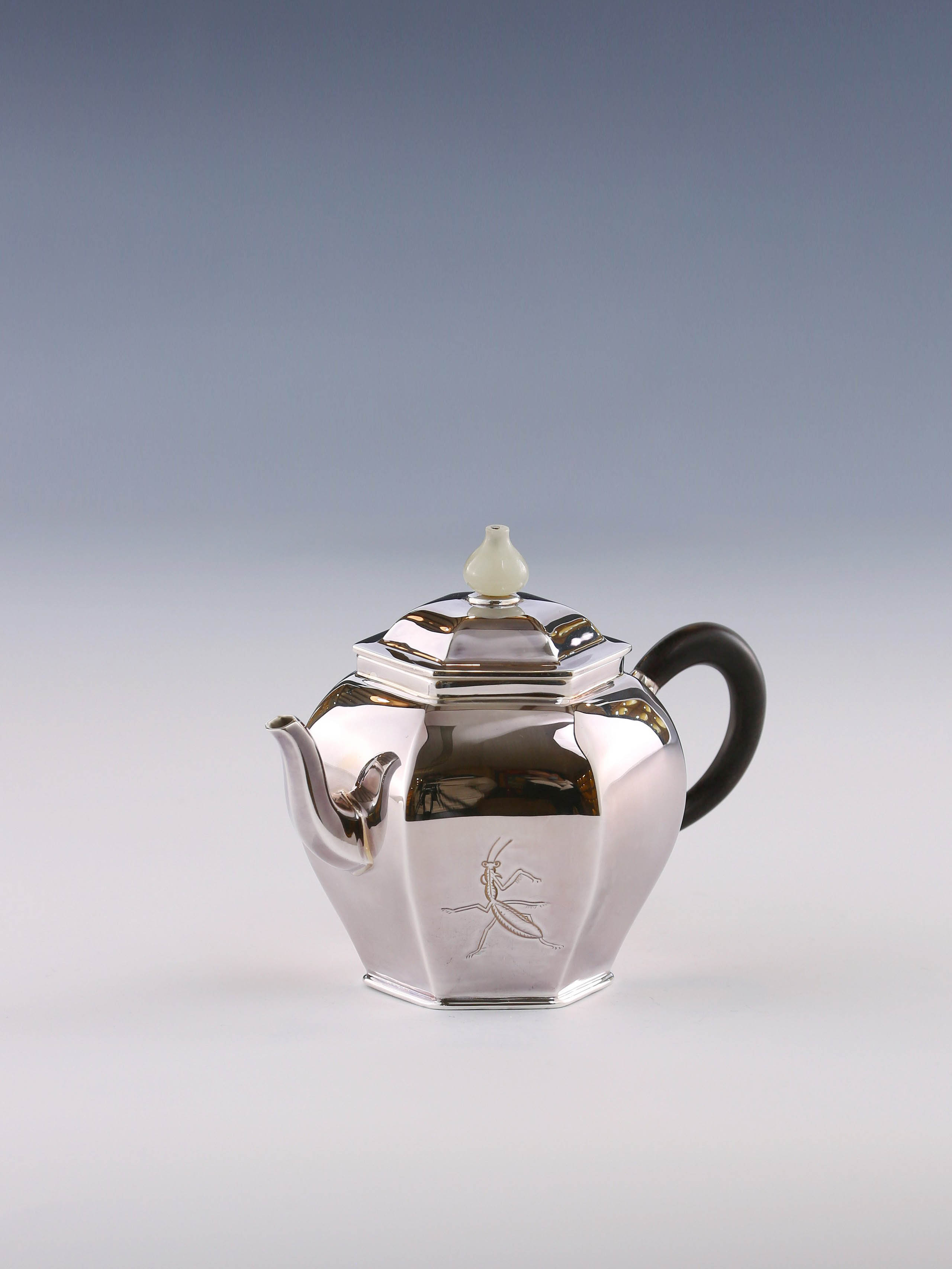 Exquisitely Carved Loquat Hexagonal Palace Lantern