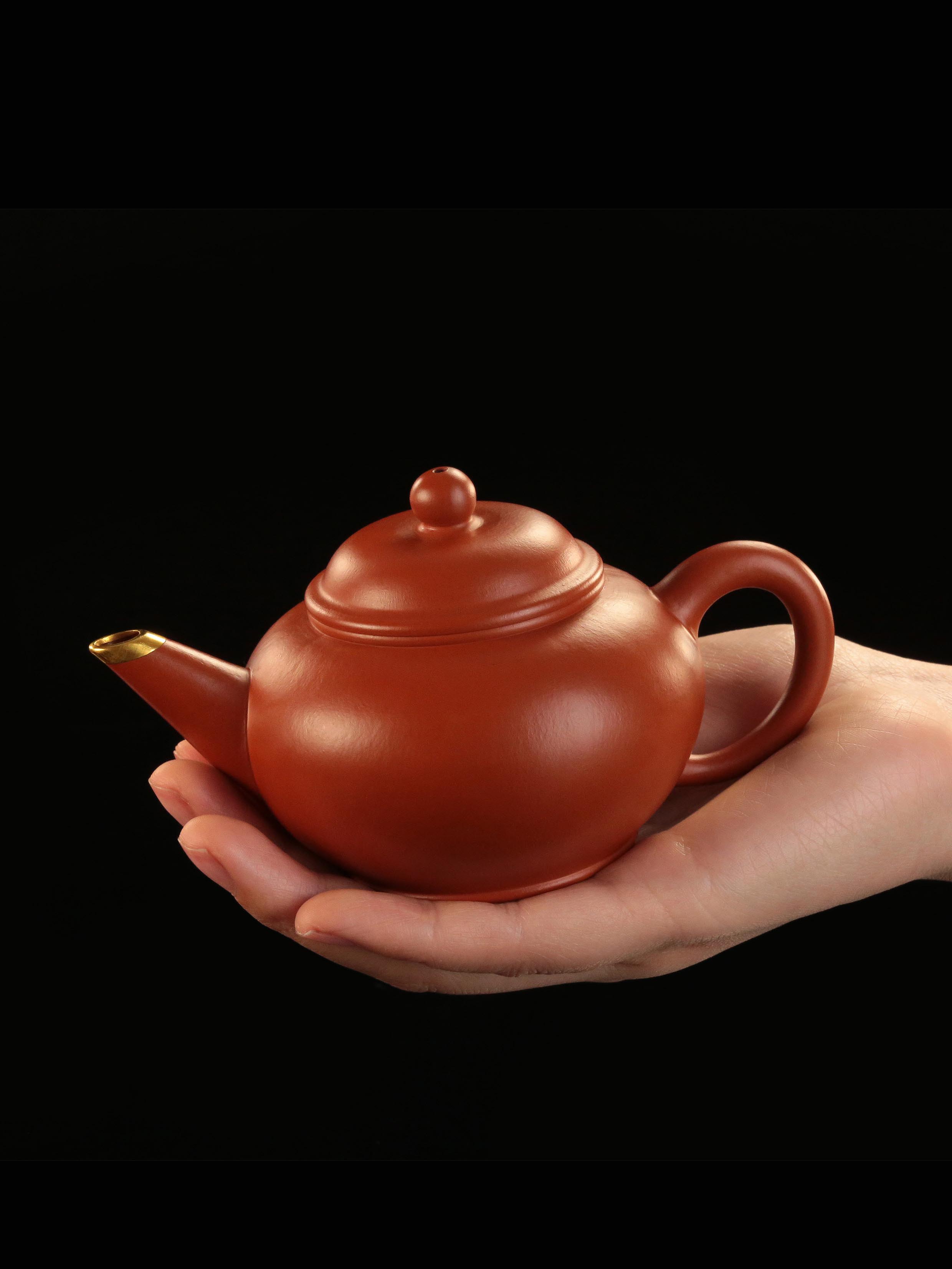 Zhao Zhuang Golden Yellow Clay Spout with Gold-plated Purple Clay Teapot