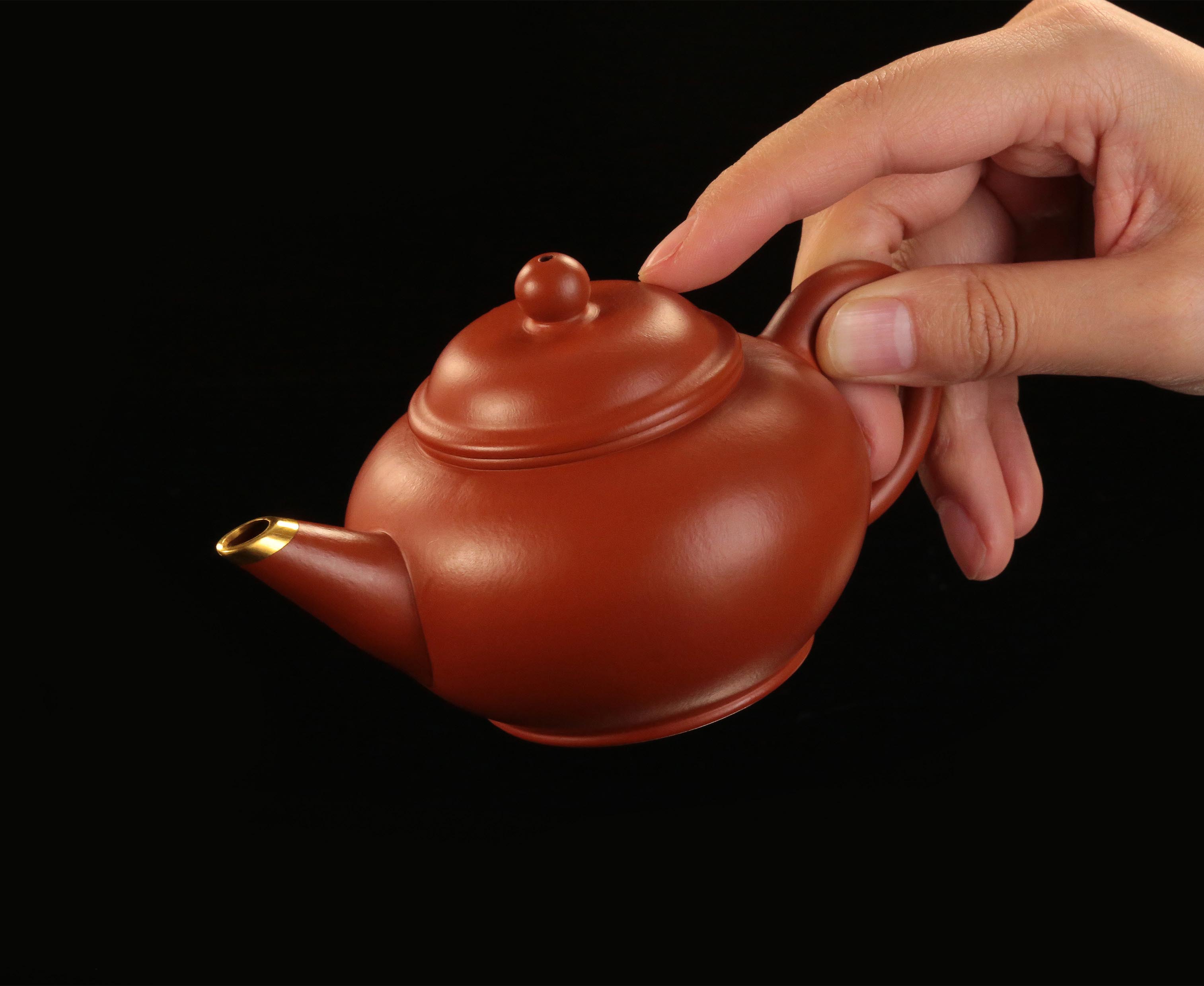 Zhao Zhuang Golden Yellow Clay Spout with Gold-plated Purple Clay Teapot