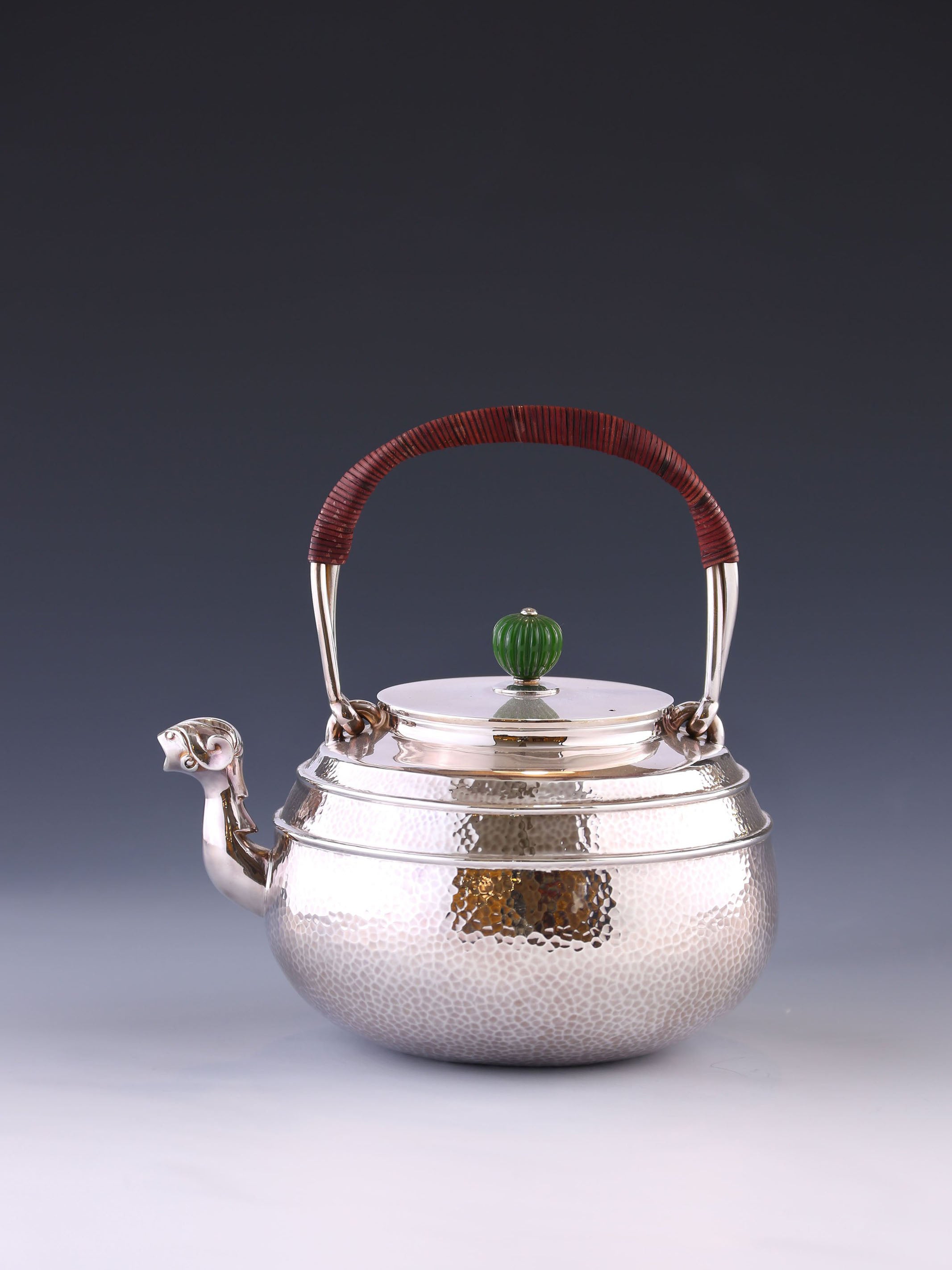 Chrysanthemum Jade Brush Beast Mouth Silver Pot