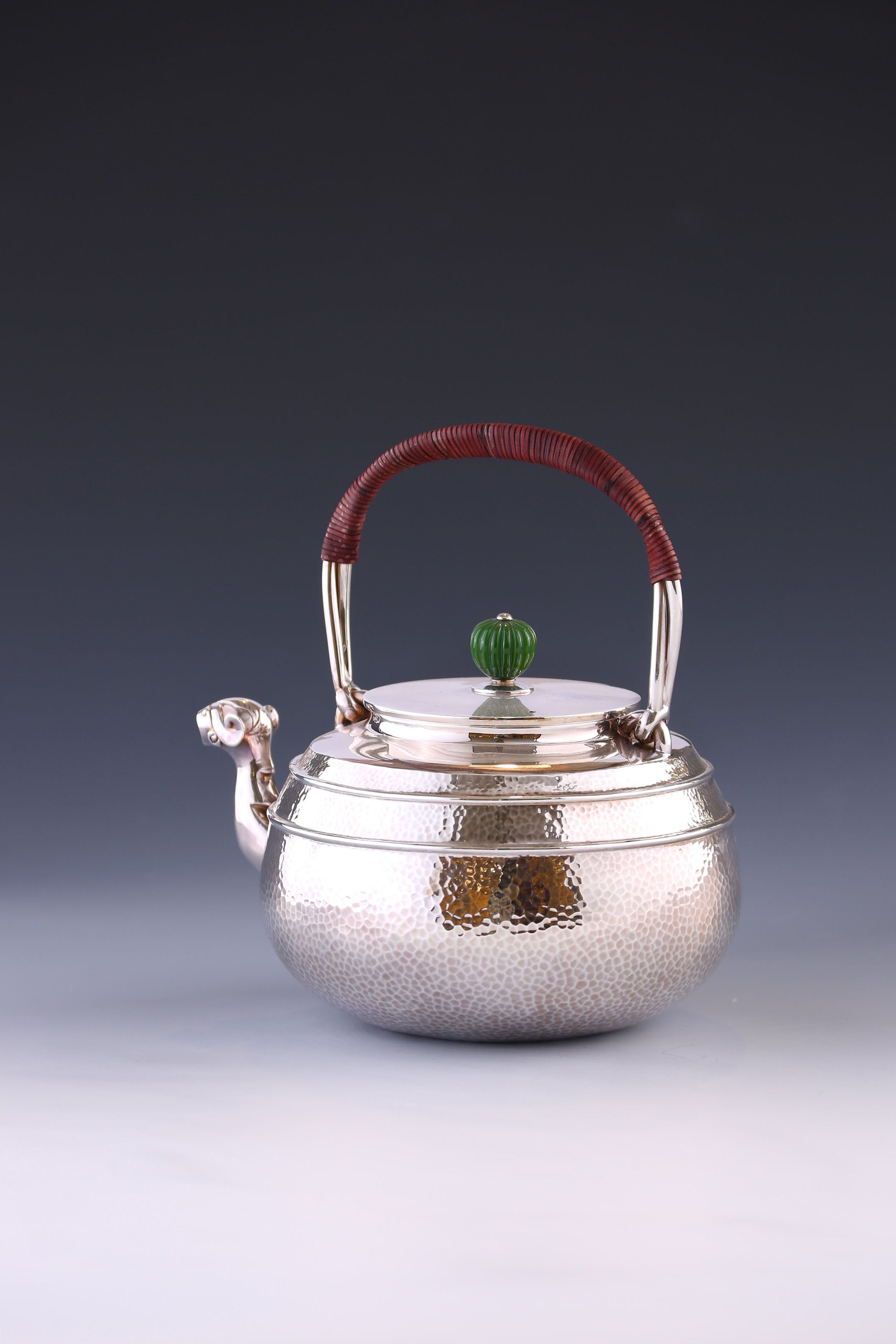 Chrysanthemum Jade Brush Beast Mouth Silver Pot