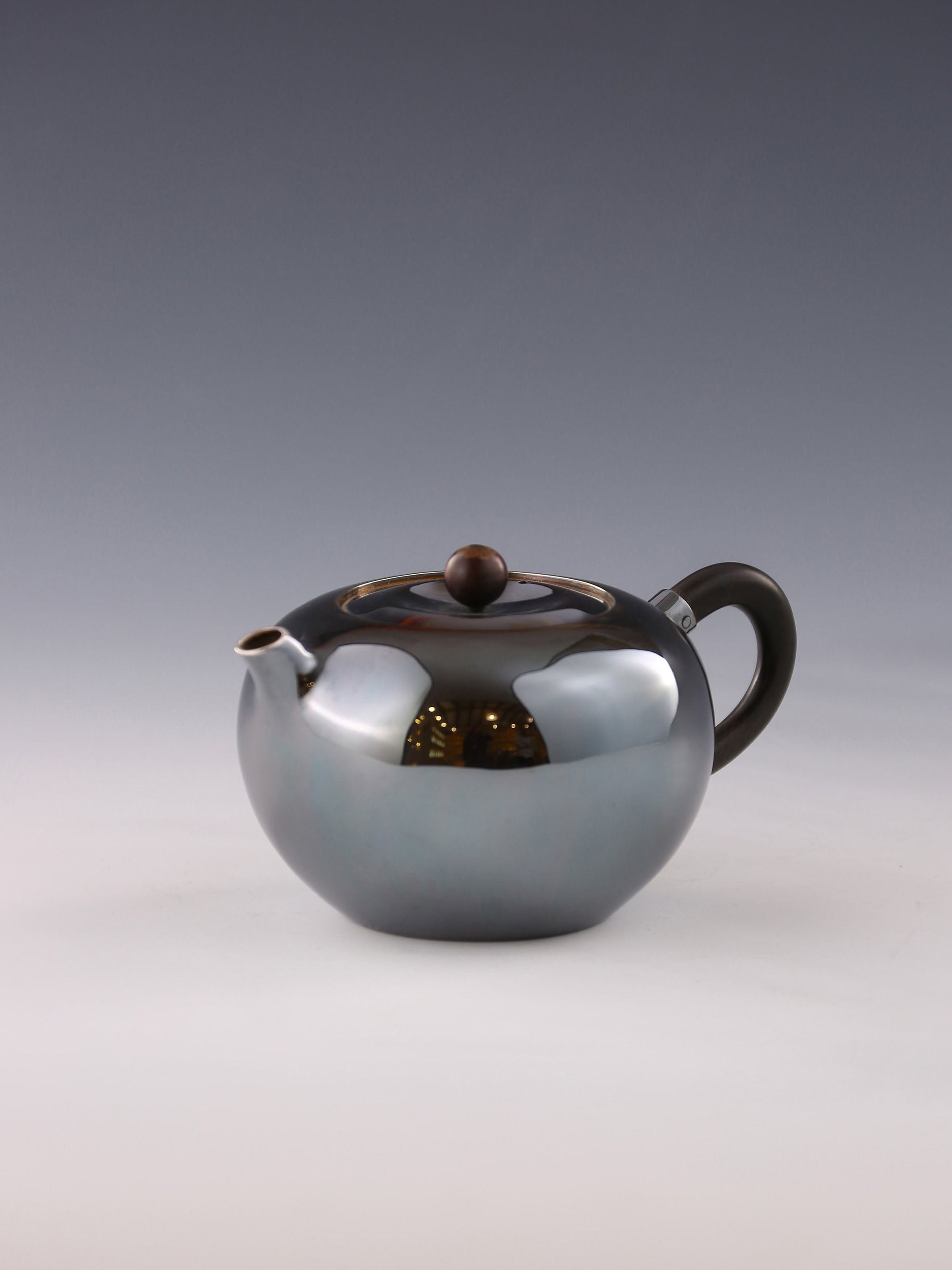 Giant Wheel Beaded Teapot