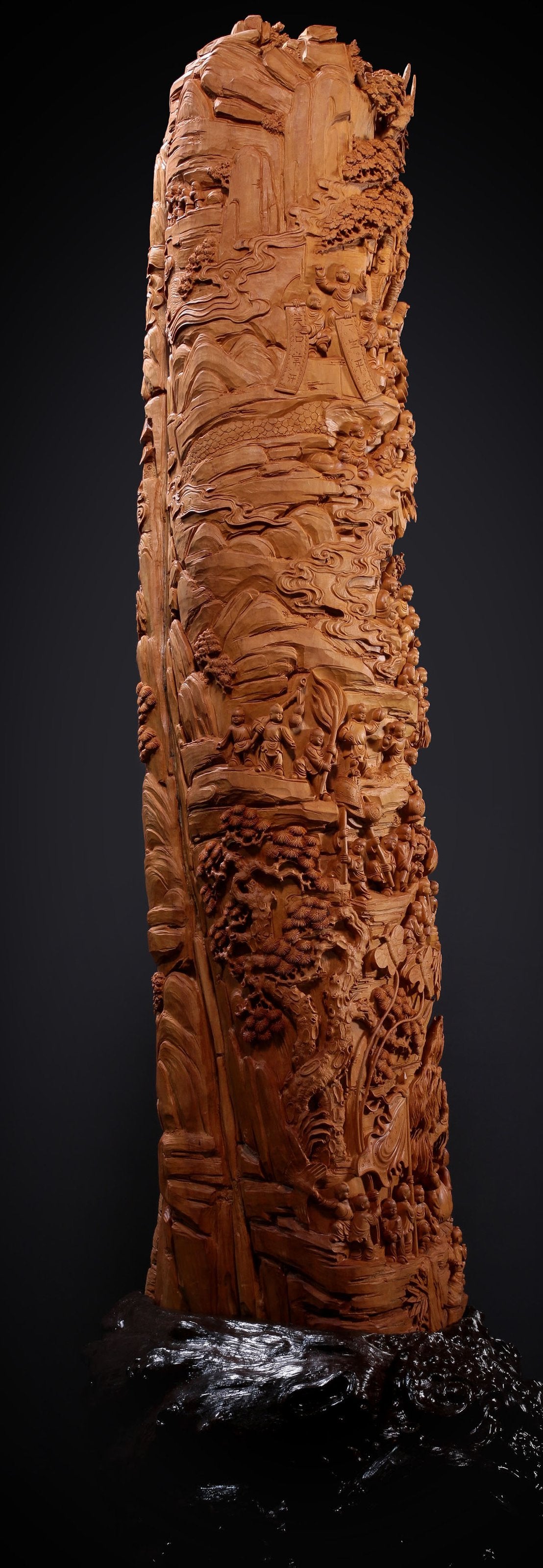 Old Mountain Sandalwood, a Hundred Children Celebrate Maitreya