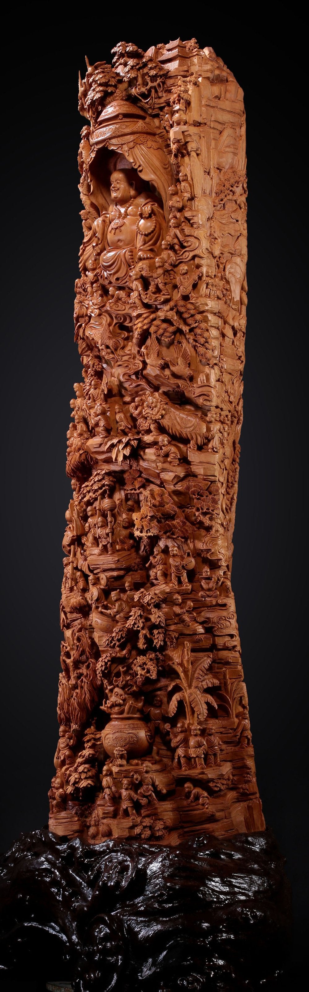 Old Mountain Sandalwood, a Hundred Children Celebrate Maitreya