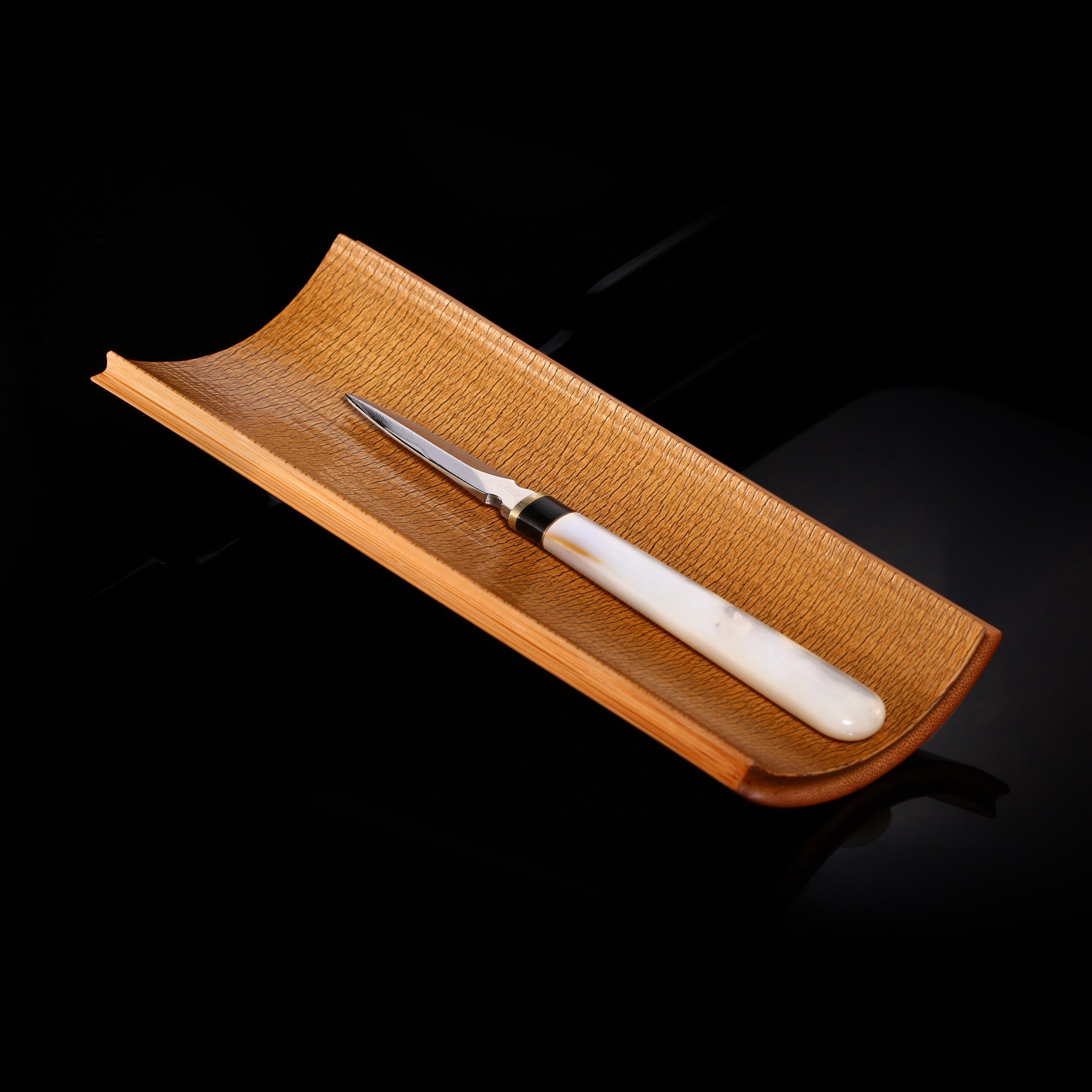 Old bamboo tea scoop, fritillaria tea knife