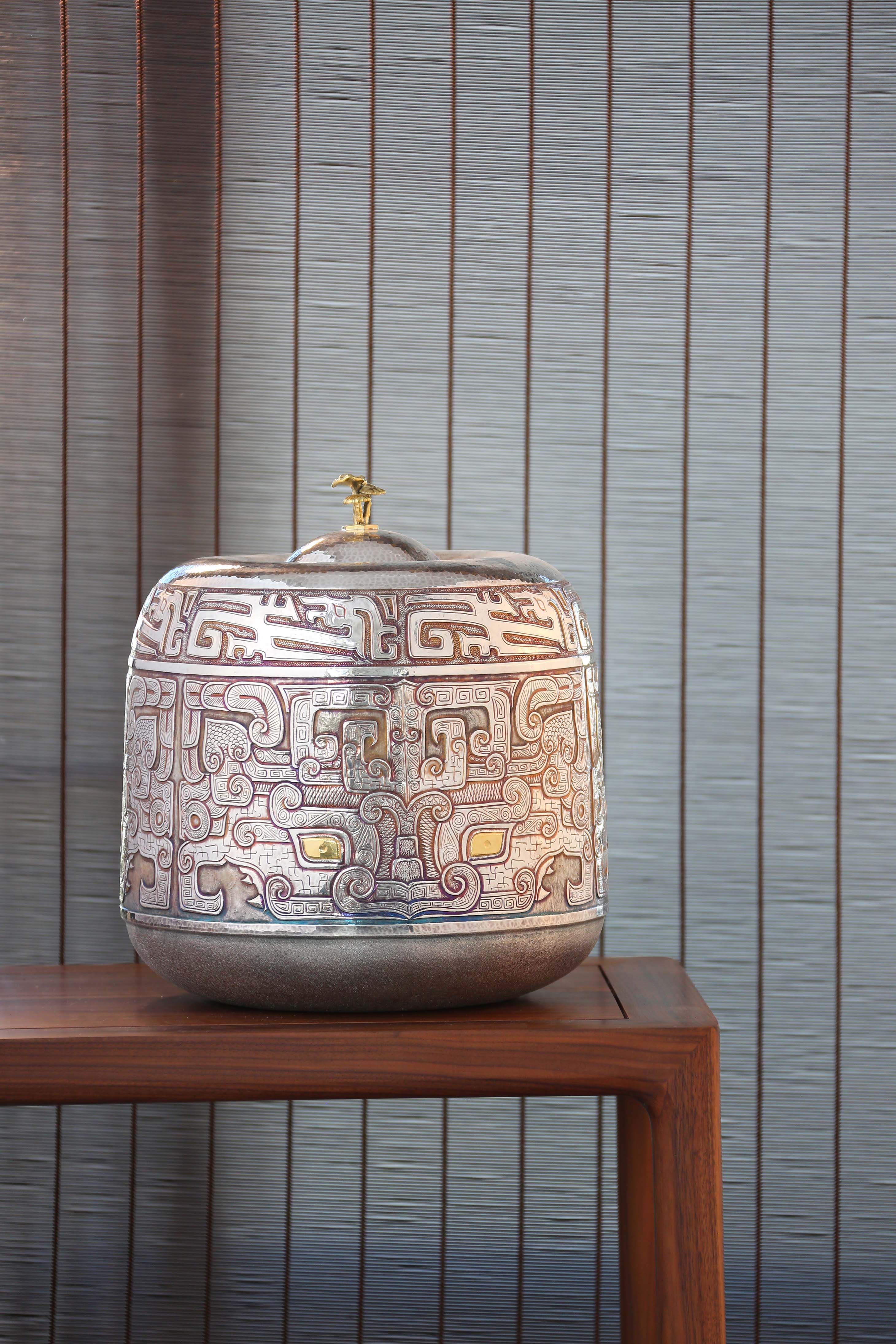 Lingzhi Picking Pot | Pure Silver