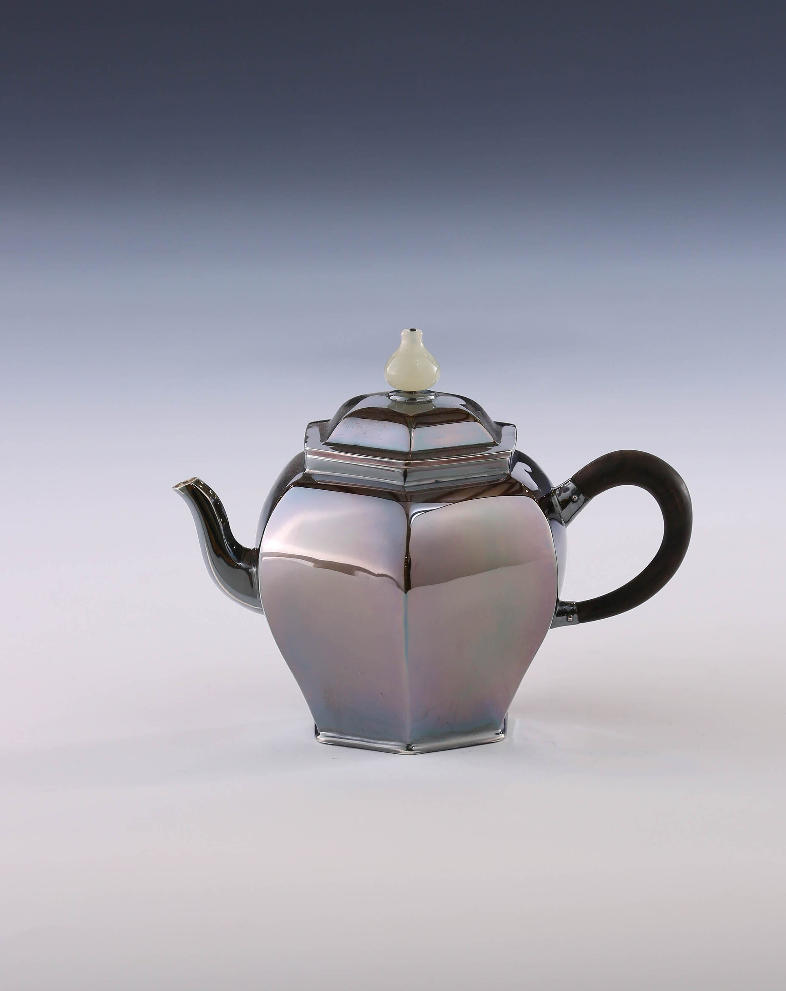 Six-sided Palace Light Bulb Pot