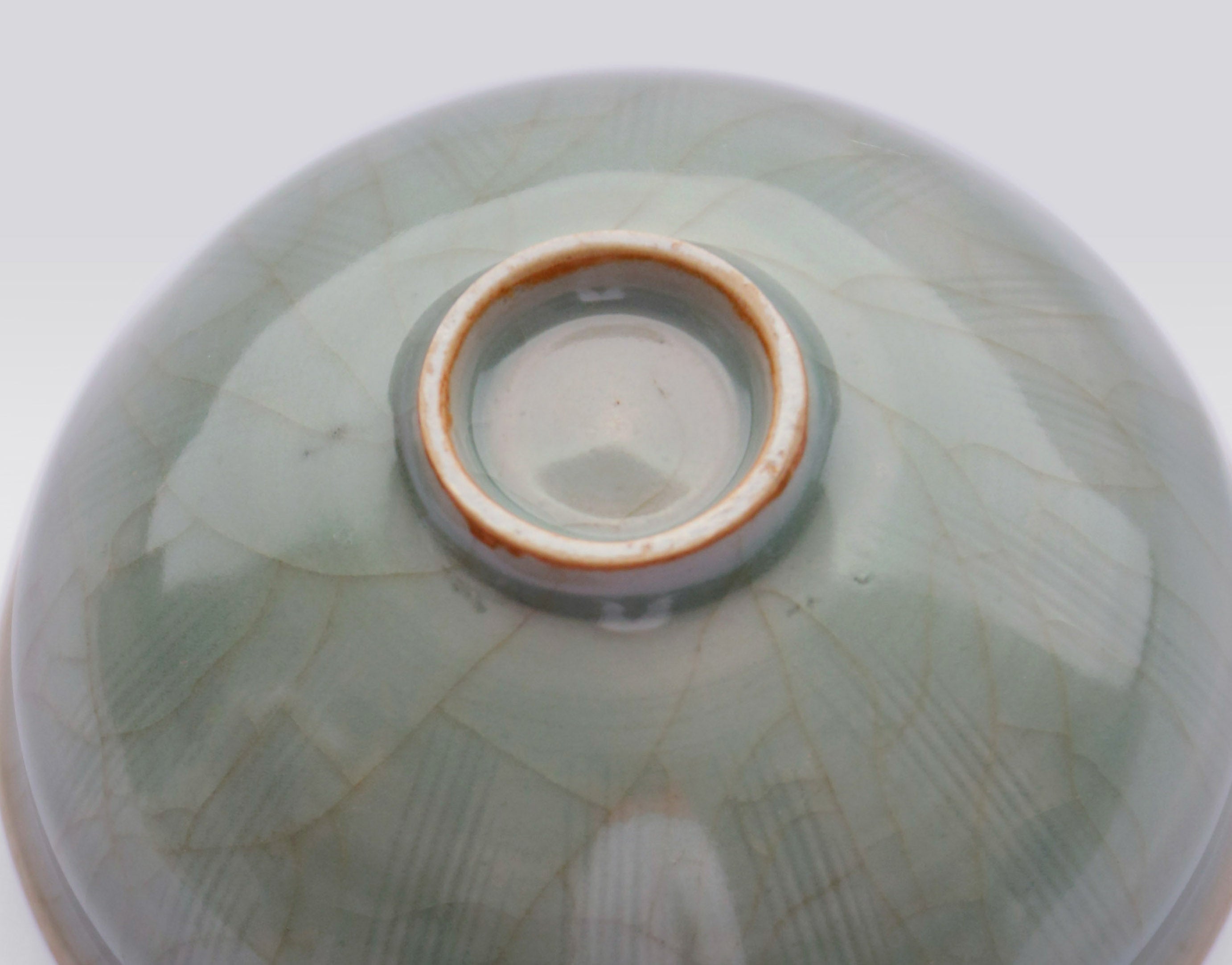 Song Longquan cup with constricted mouth