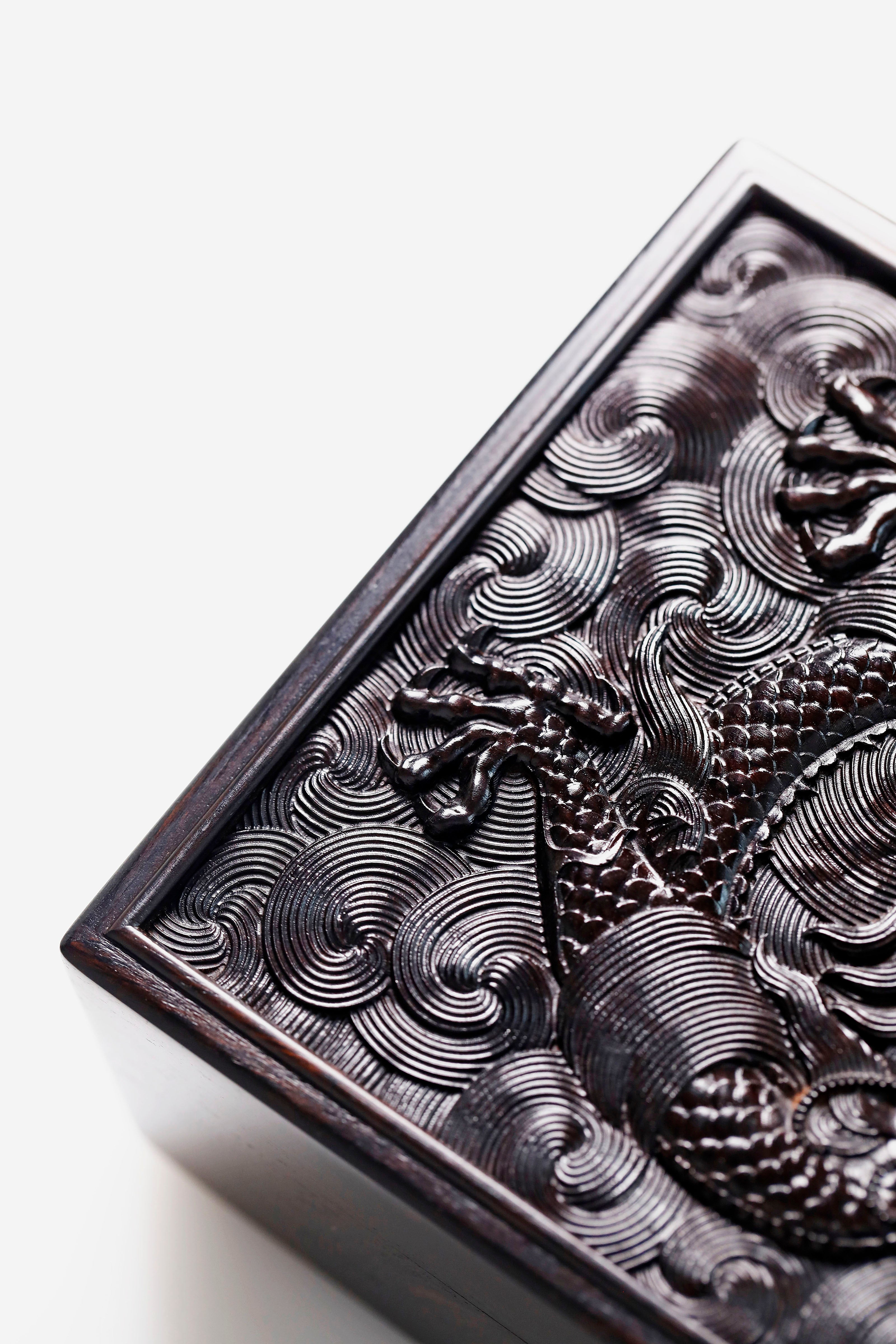 Purple Sandalwood Dragon Soaring Ten Thousand Miles Small Tea Box