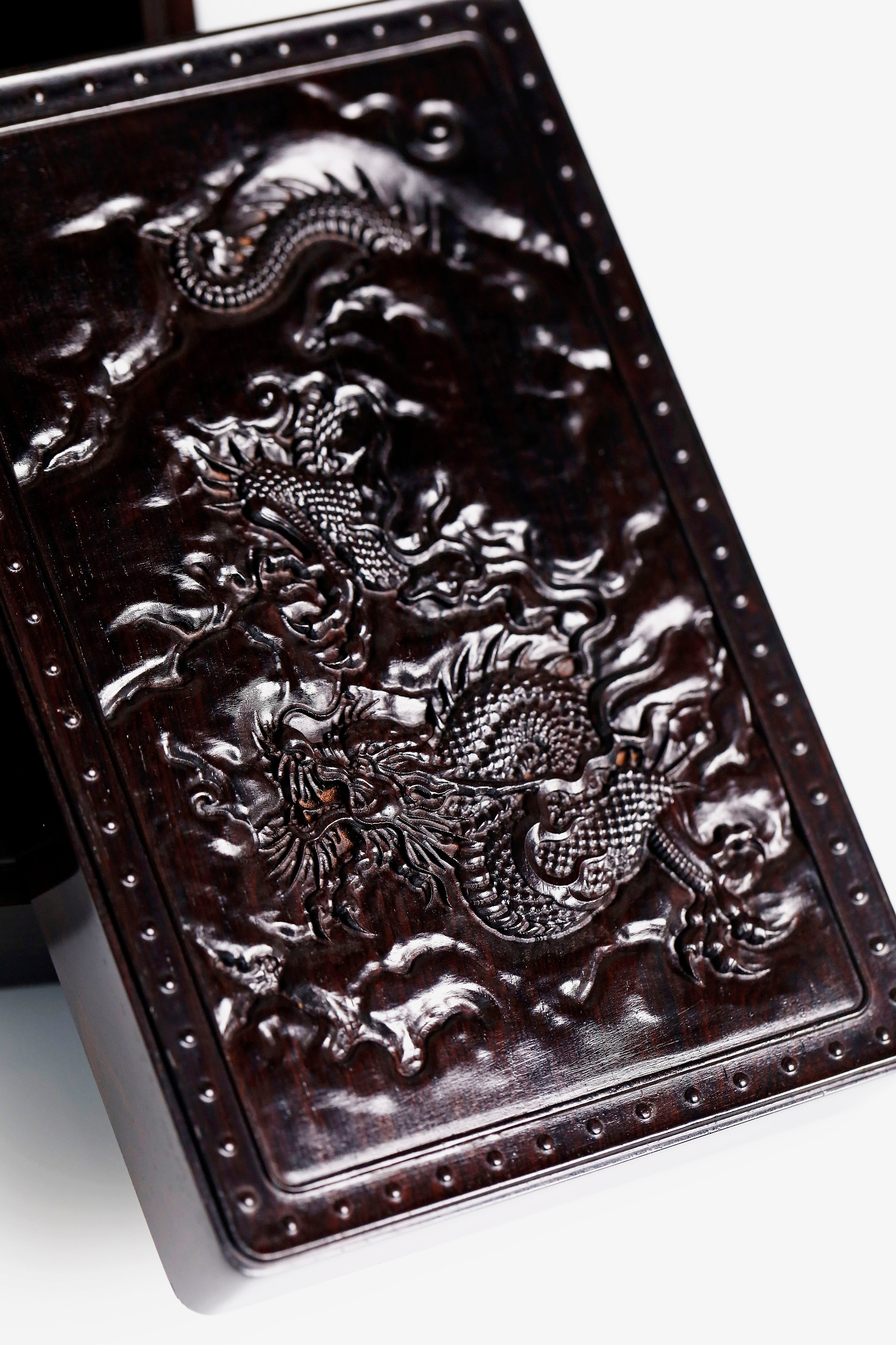 Purple Sandalwood Dragon Soaring Ten Thousand Miles Small Tea Box