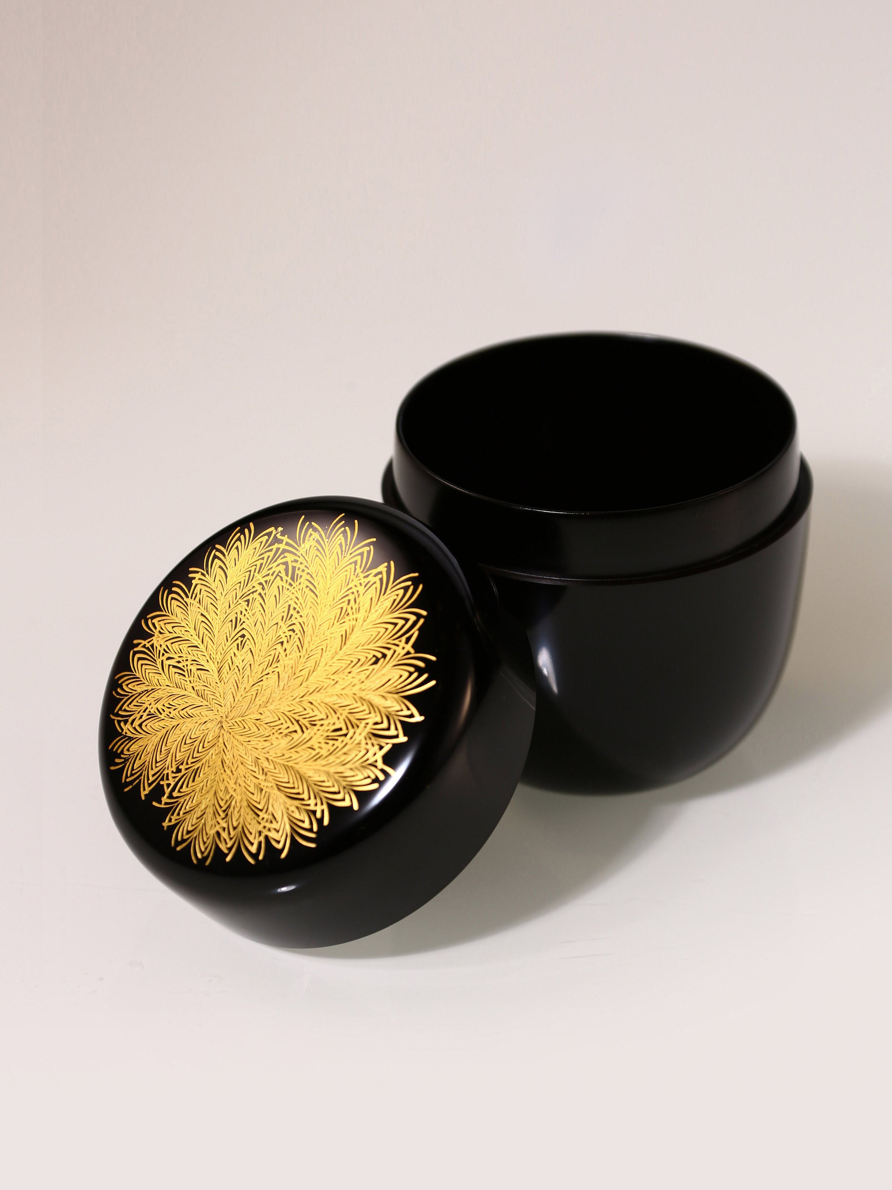 Wajima Tu Shenjin Tea Dates