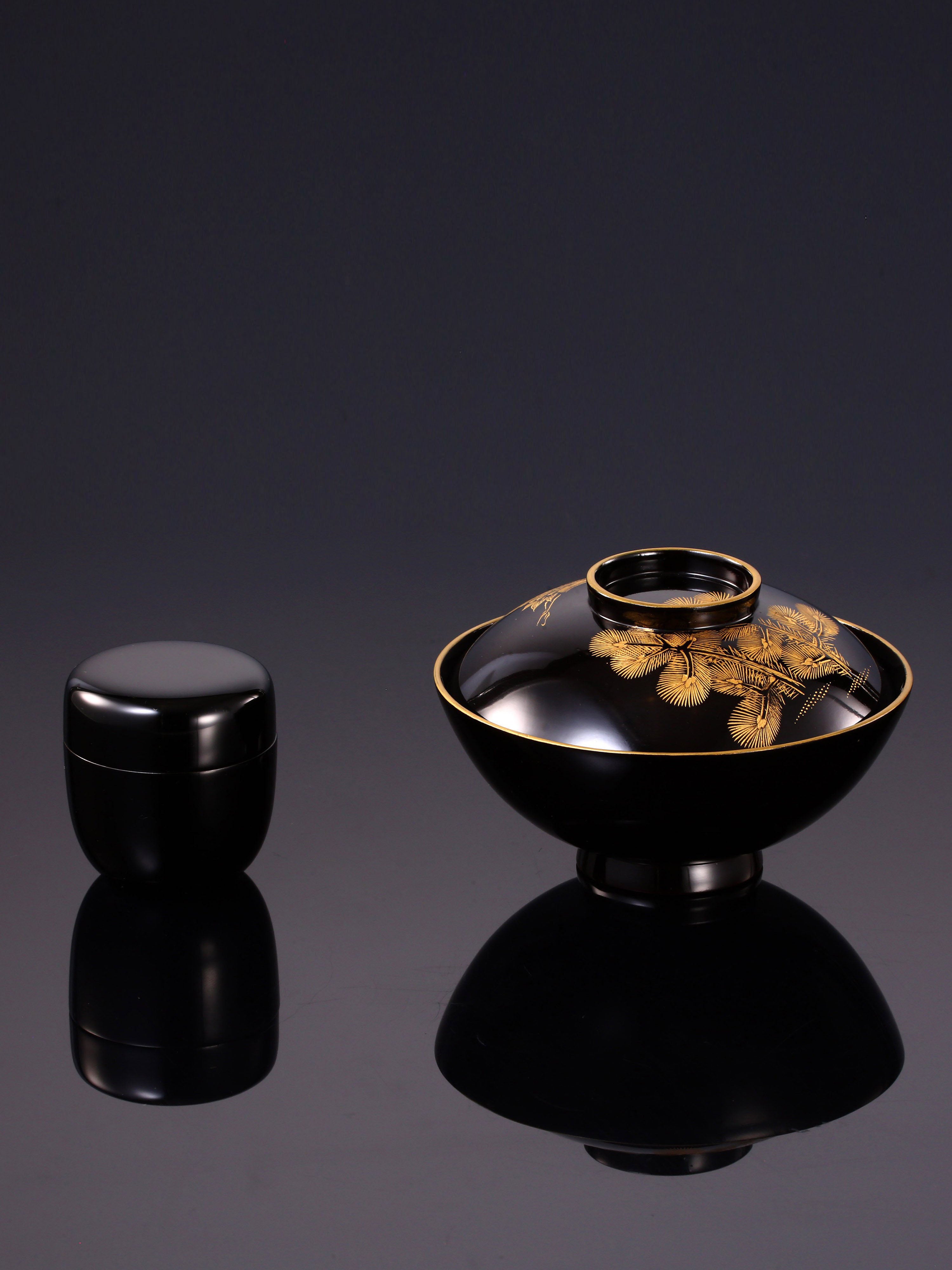 Wajima Painted Gold-Glazed Bowl | Lacquer Tea Dates