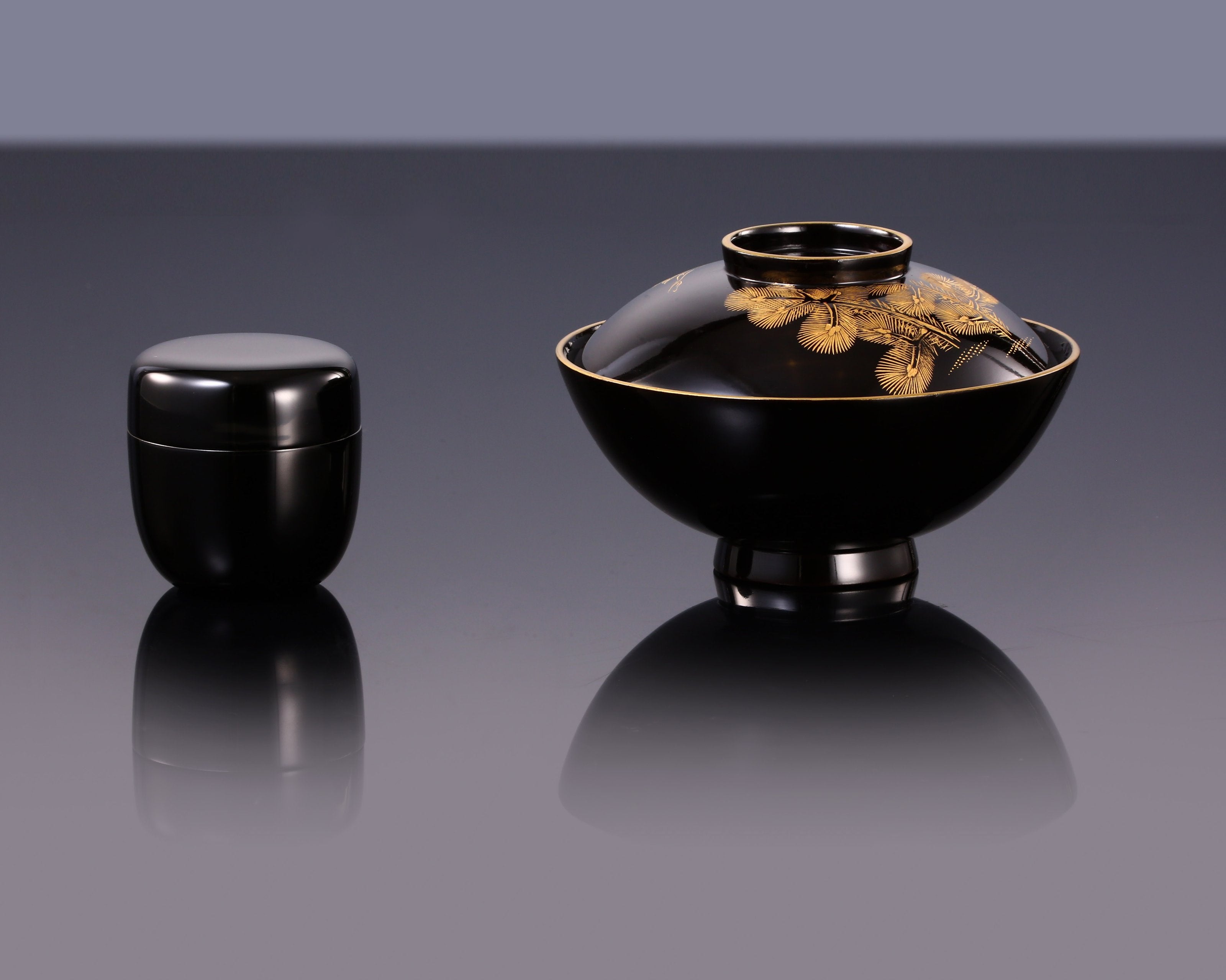 Wajima Painted Gold-Glazed Bowl | Lacquer Tea Dates