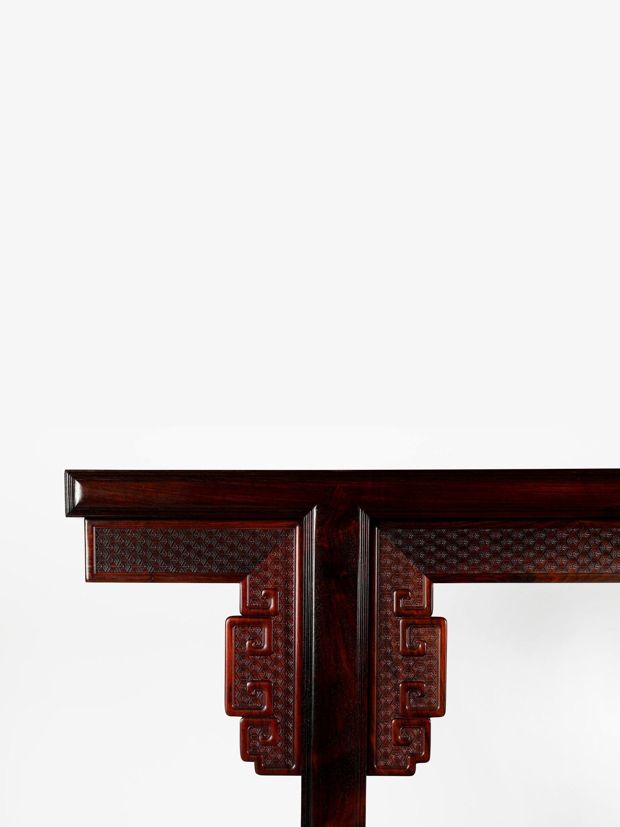 Plum Blossom Brocade Pattern Flat-Top Table