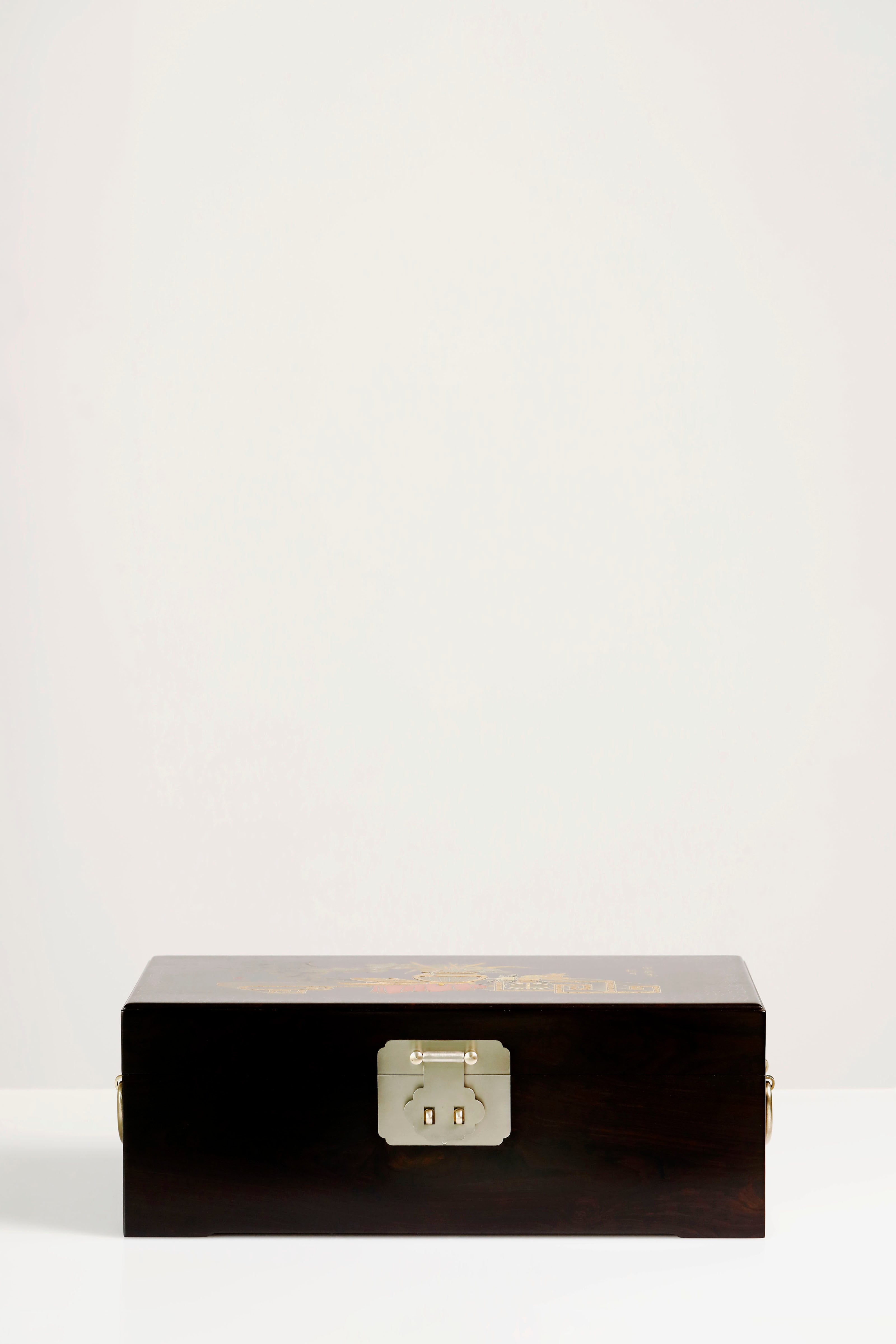 Purple sandalwood box with mandarin ducks playing in water / antique motif and gold trim