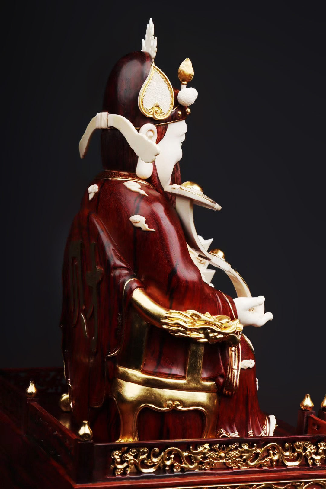 Mammoth ivory carved small-leaf sandalwood gilded God of Wealth