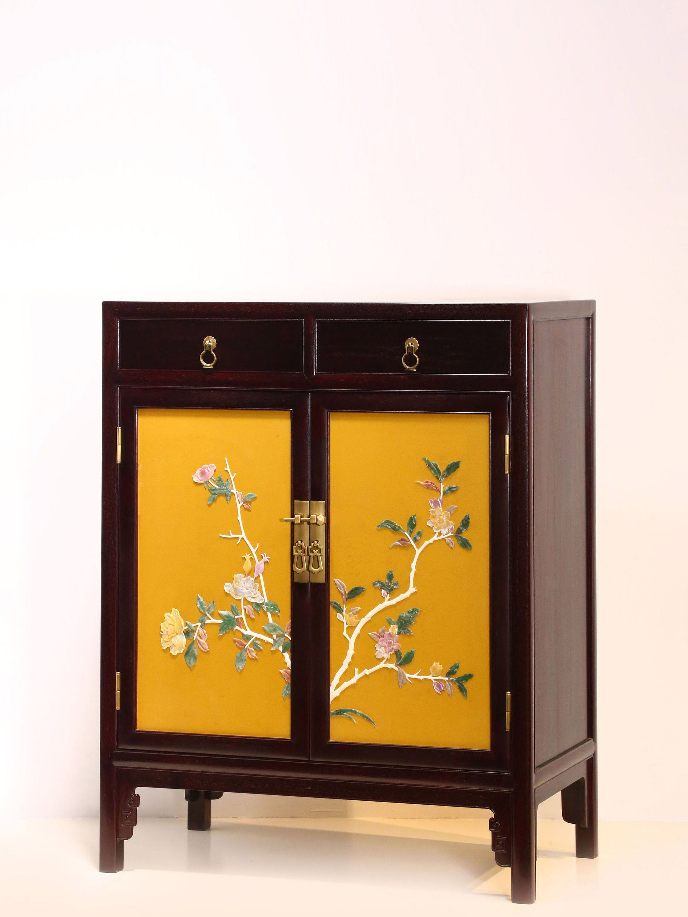 Tea cabinet inlaid with peony flowers