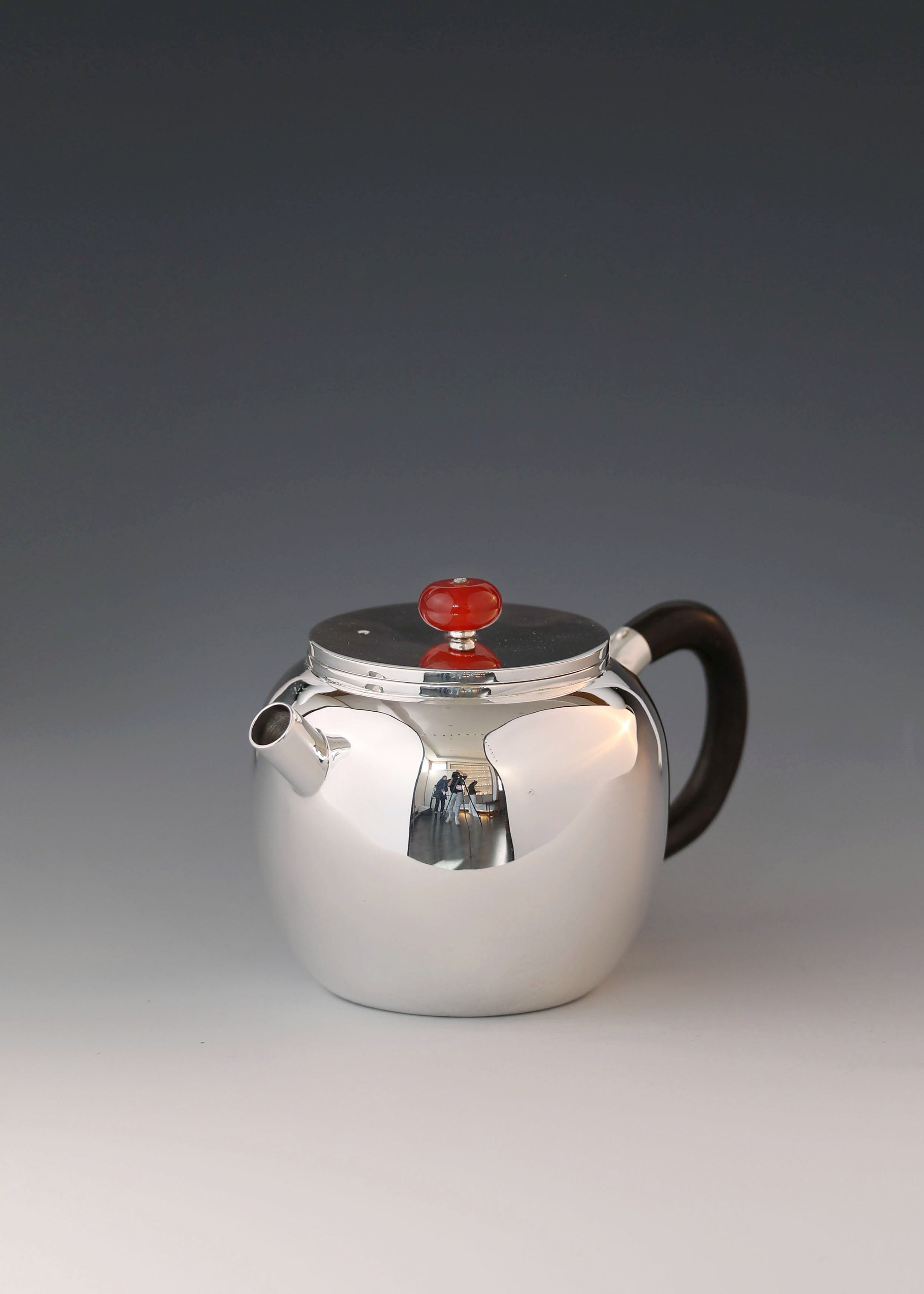 Flat-topped lotus seeds | Straight mouth