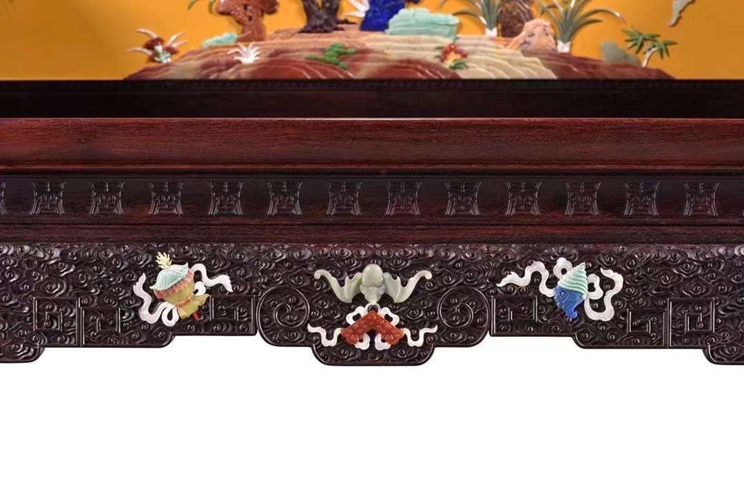 Qianlong Rosewood Lacquer Throne Inlaid with Treasures and Flowers