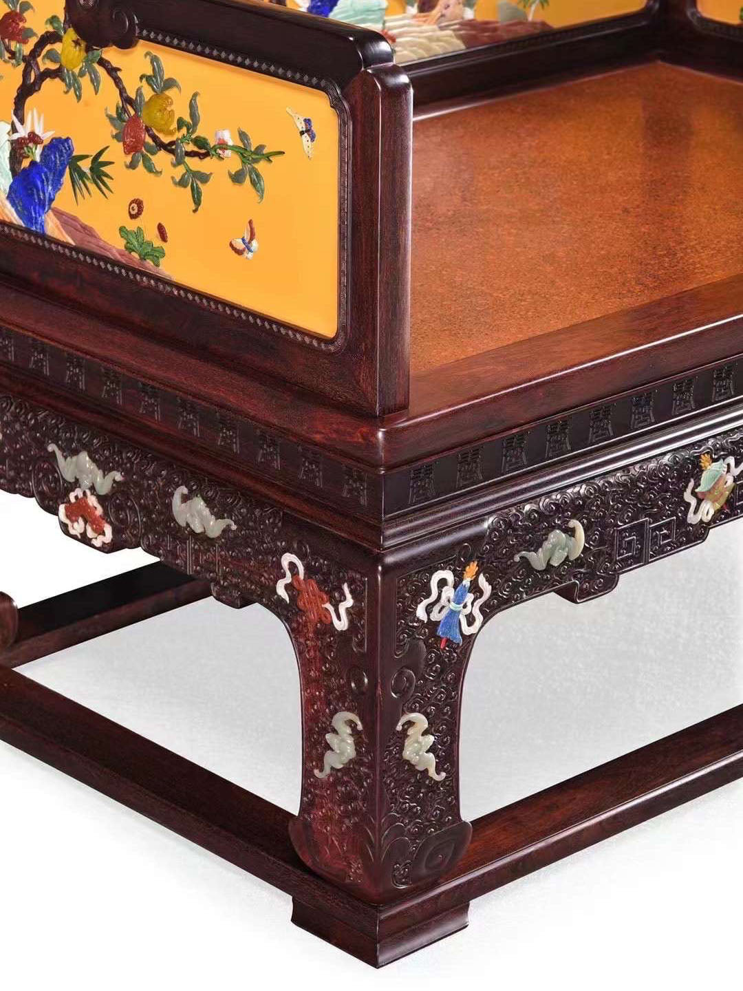 Qianlong Rosewood Lacquer Throne Inlaid with Treasures and Flowers
