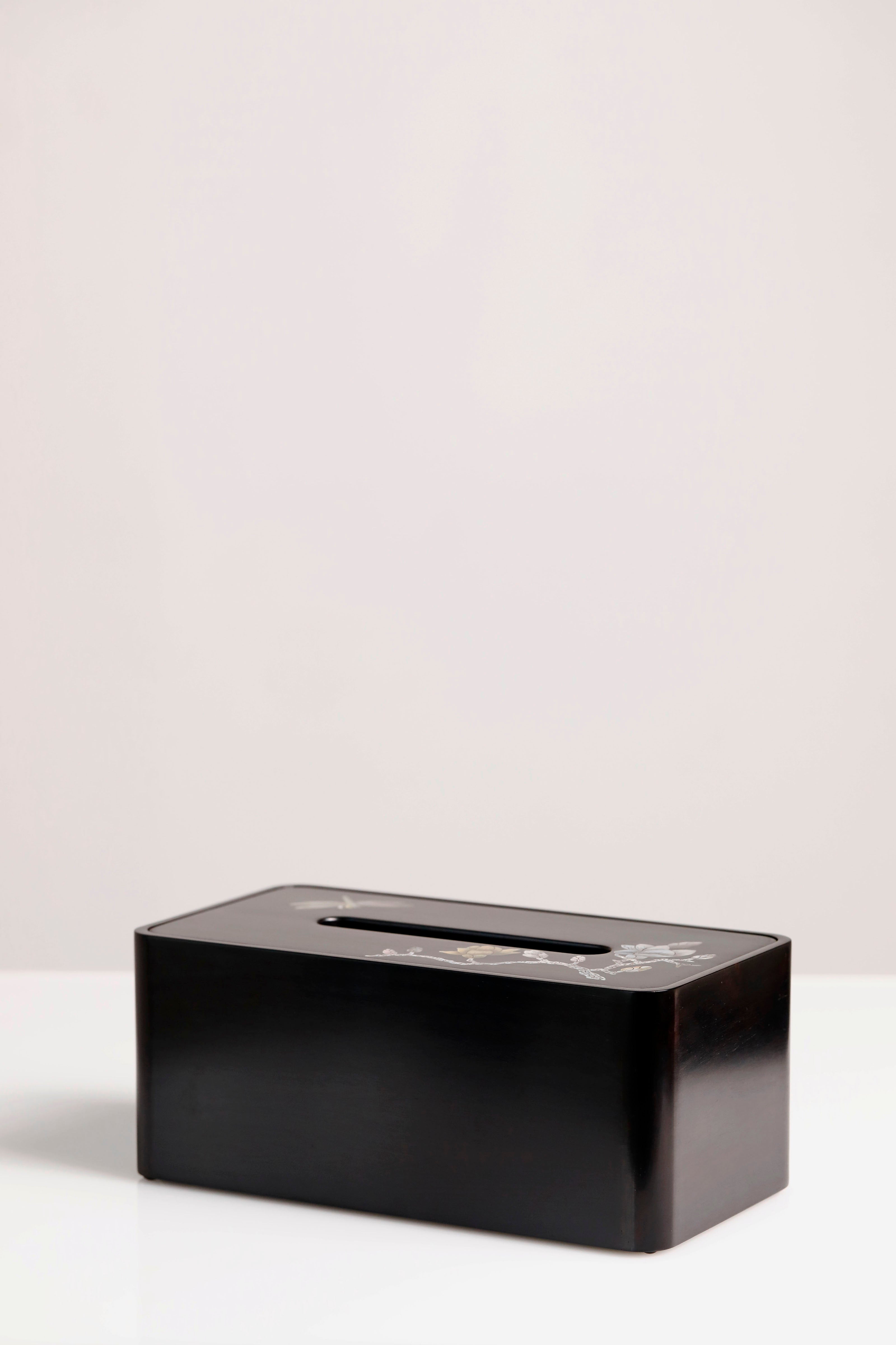 Purple sandalwood mother-of-pearl inlaid magnolia and wealth-themed tissue box