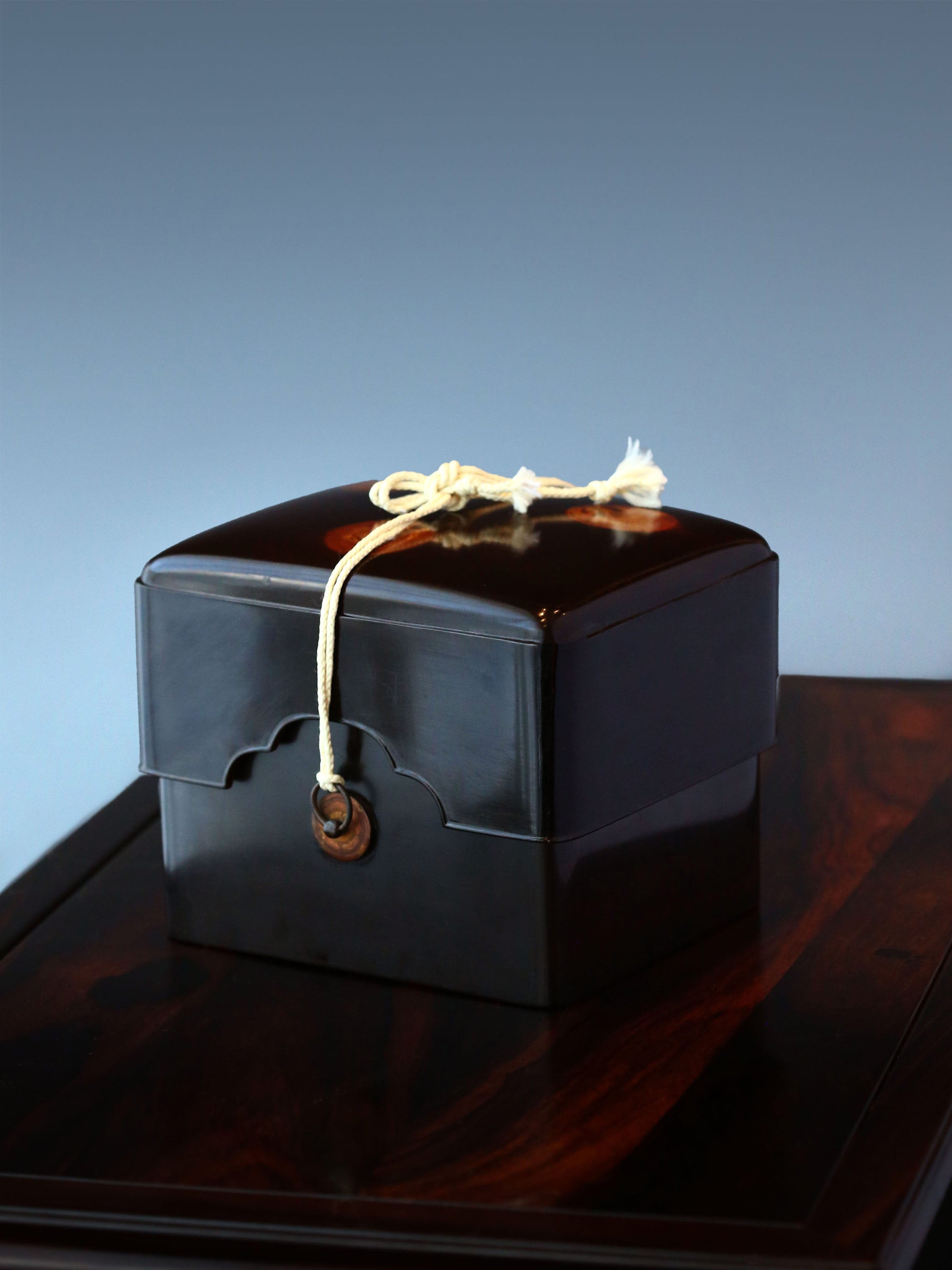 Japanese Edo-style lacquer tea ceremony box