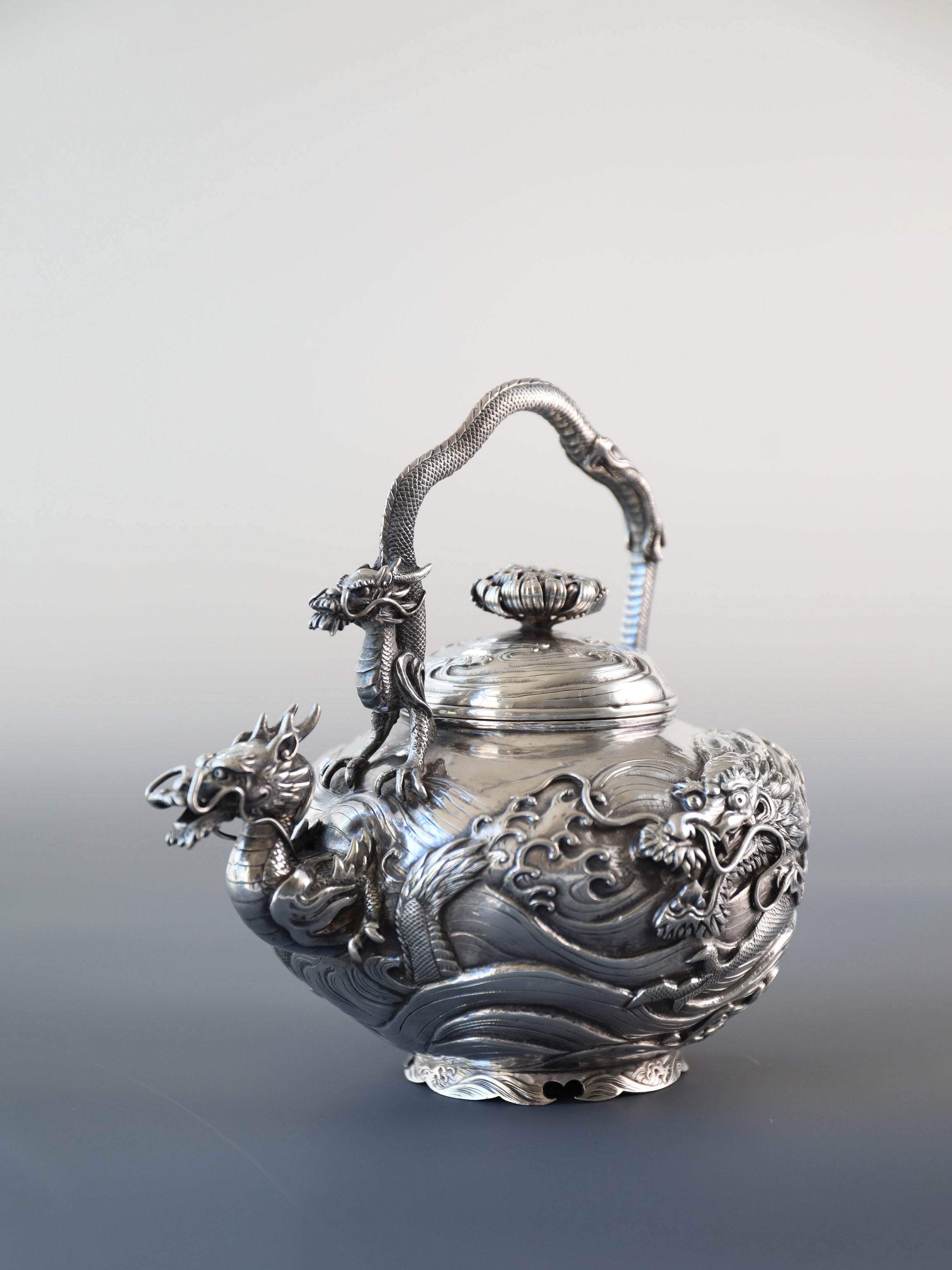 1890 Japanese Yoshitaka Dragon Pattern Sterling Silver Teapot/Tea Canister