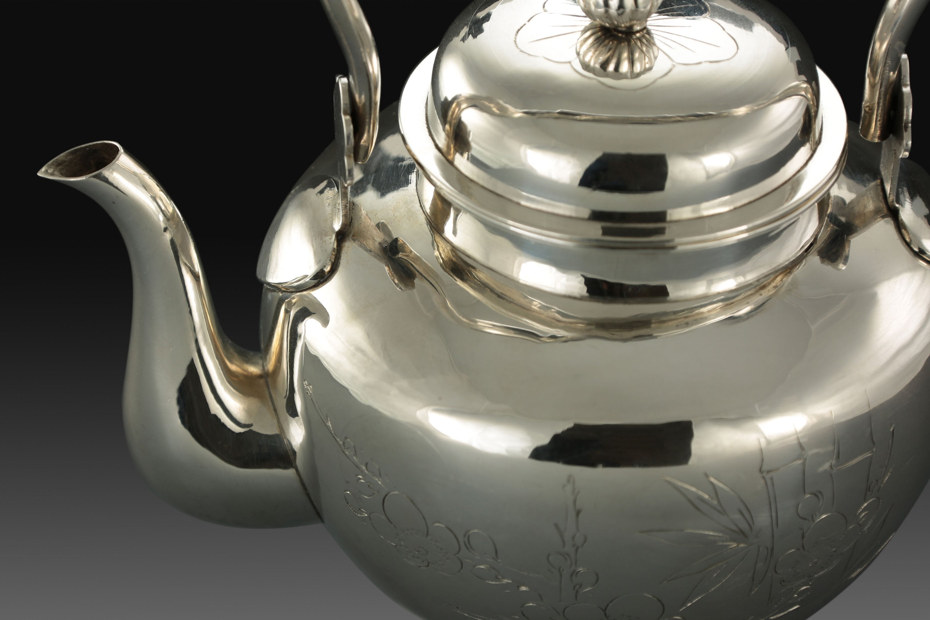 Japanese Meiji silver pot