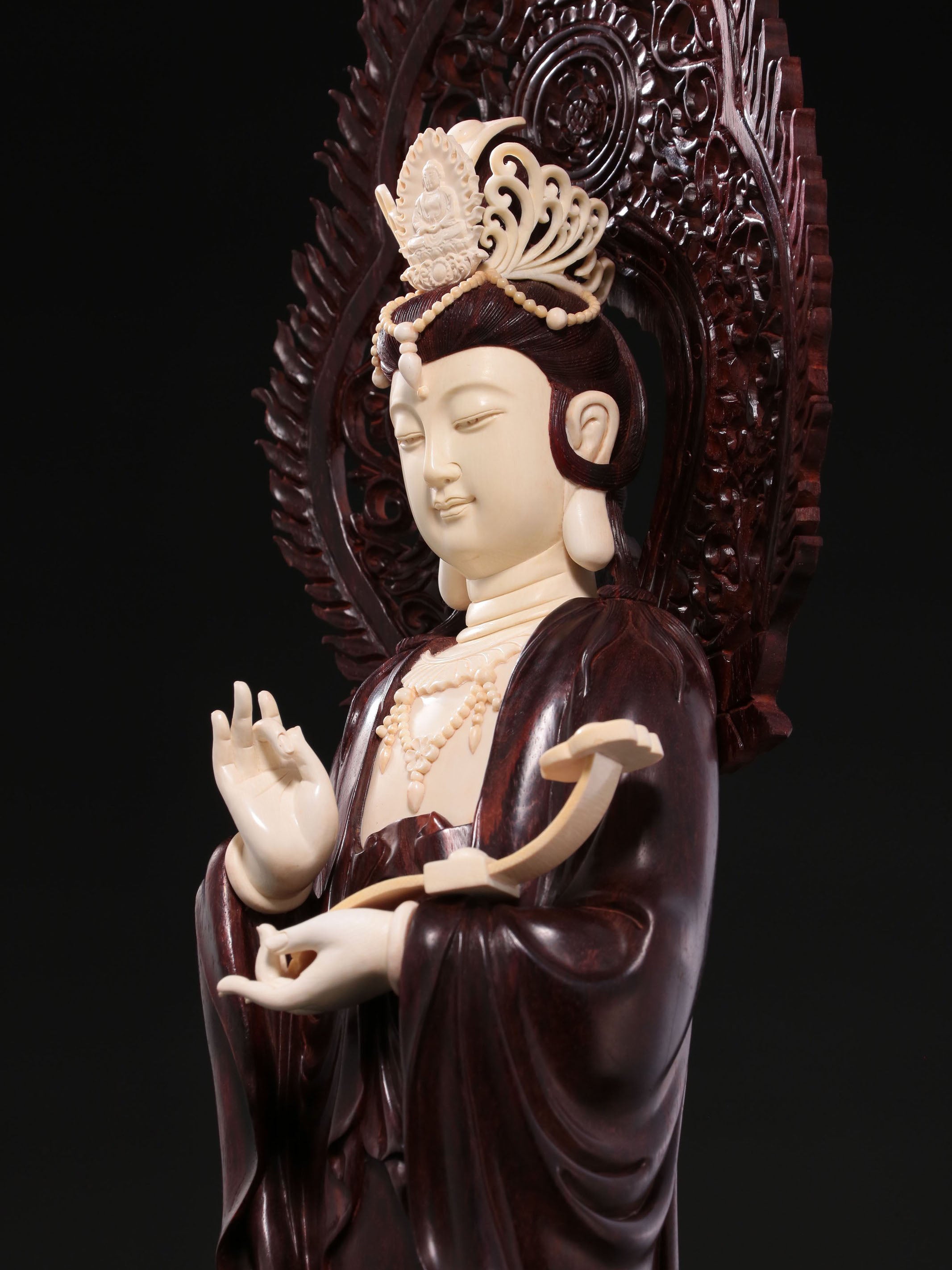 Ruyi Guanyin