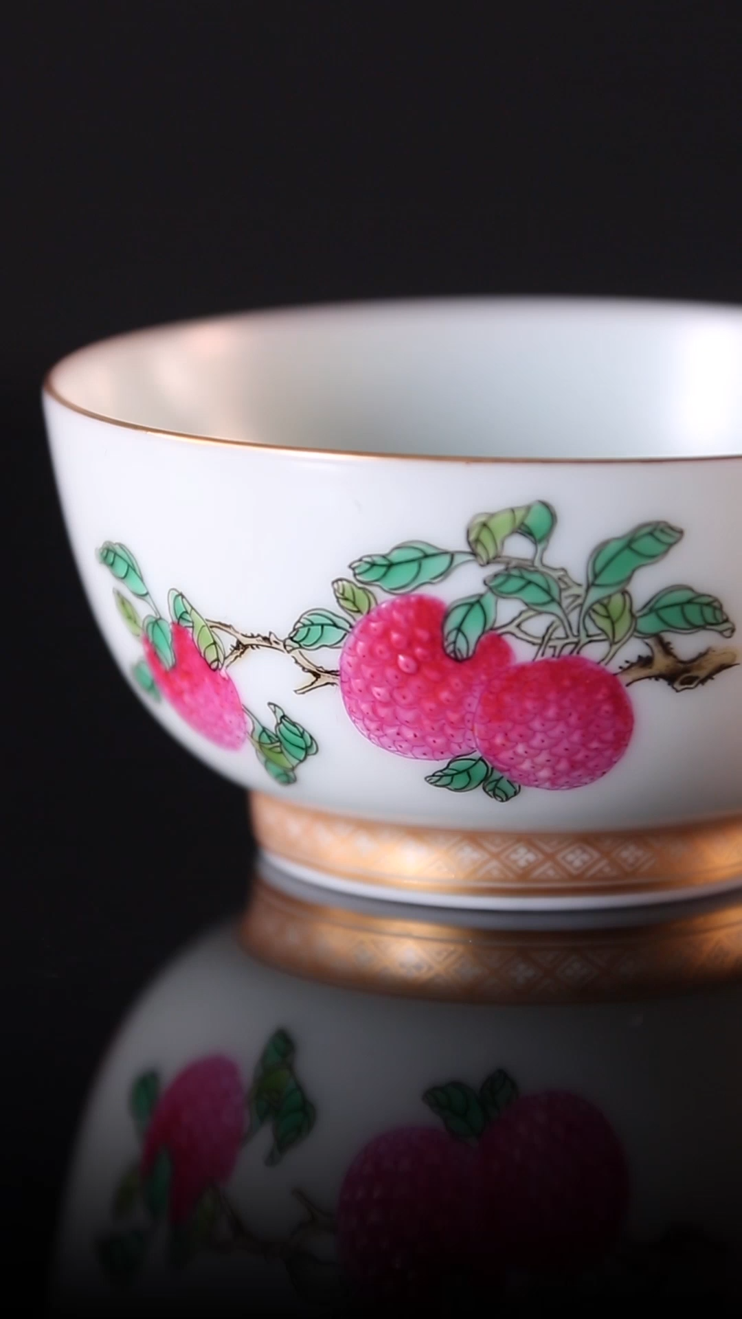 Three Fruits Elegant Cup